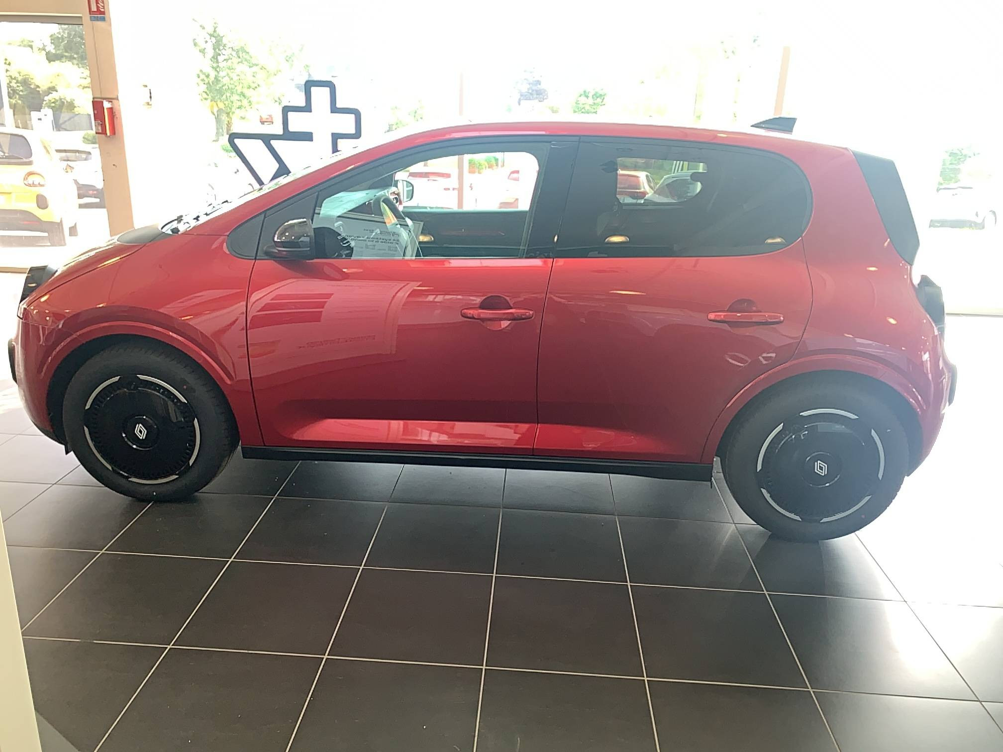 Vente en ligne Renault Twingo Electrique  80 ch autonomie urbaine au prix de 22 190 €