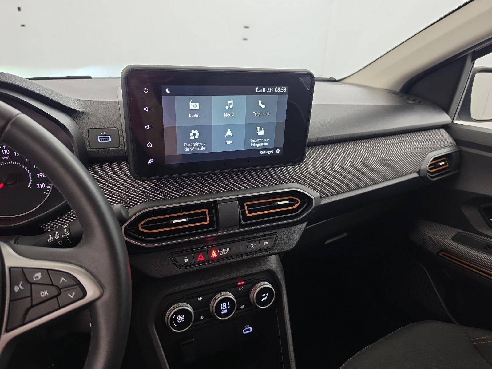 Vente en ligne Dacia Sandero  ECO-G 100 au prix de 14 790 €