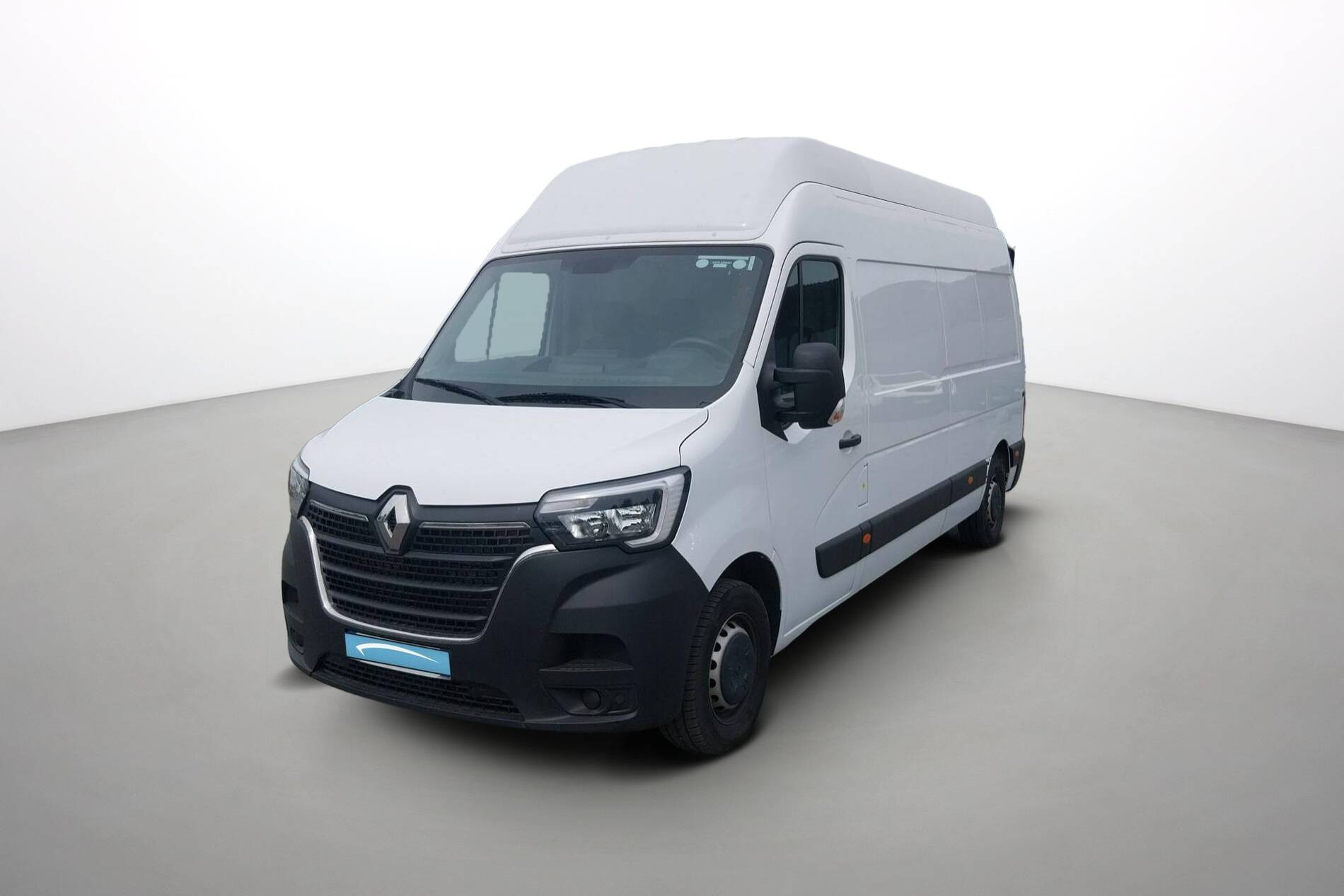 Vente en ligne Renault Master Fourgon MASTER FGN TRAC F3500 L3H3 BLUE DCI 135 au prix de 25 490 €