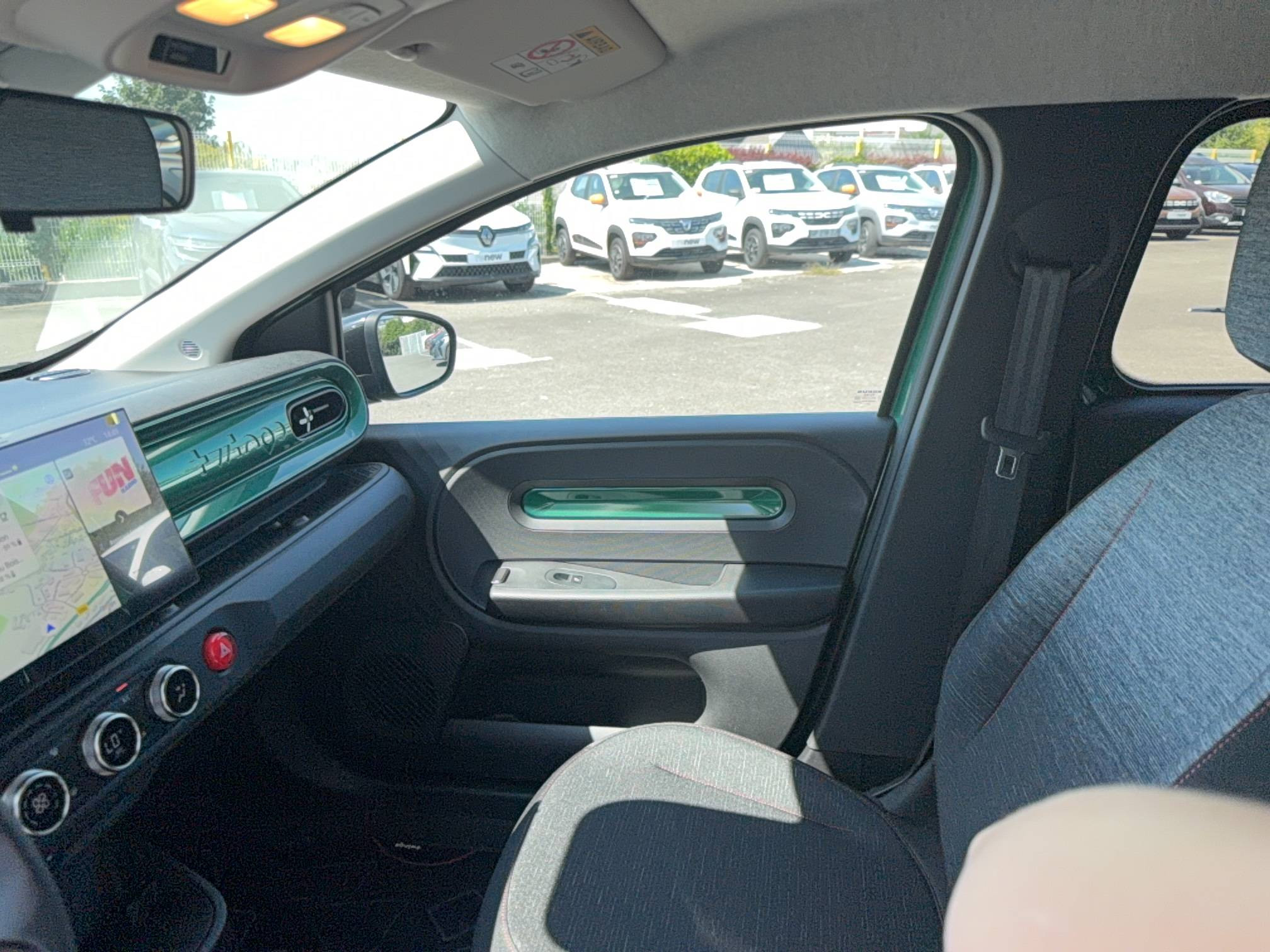 Vente en ligne Renault Twingo Electrique  80 ch autonomie urbaine au prix de 19 170 €