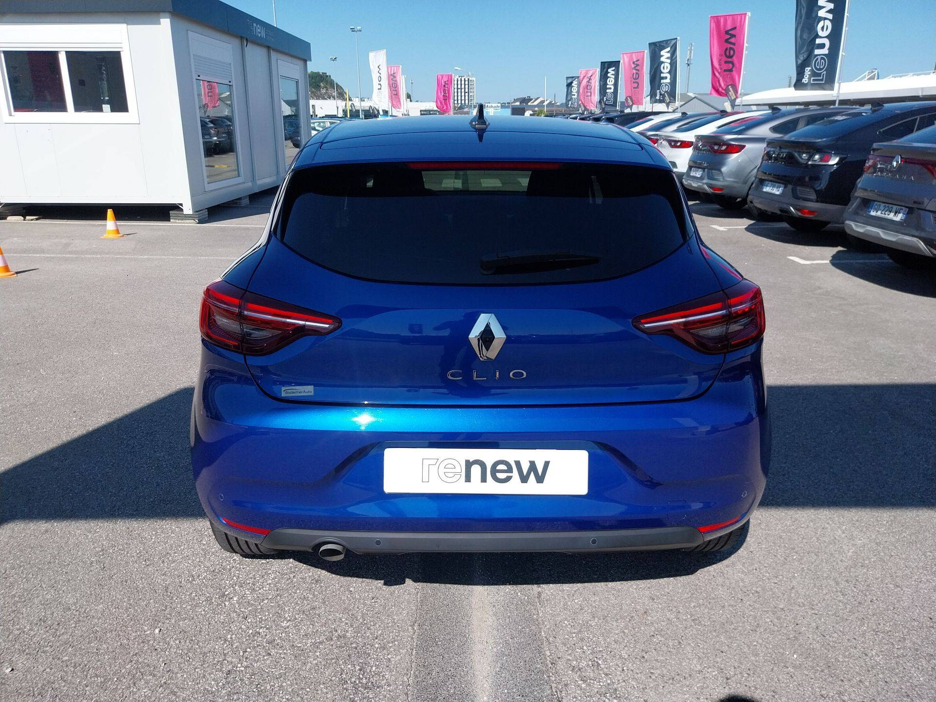 Vente en ligne Renault Clio 5 Clio TCe 100 GPL au prix de 14 990 €