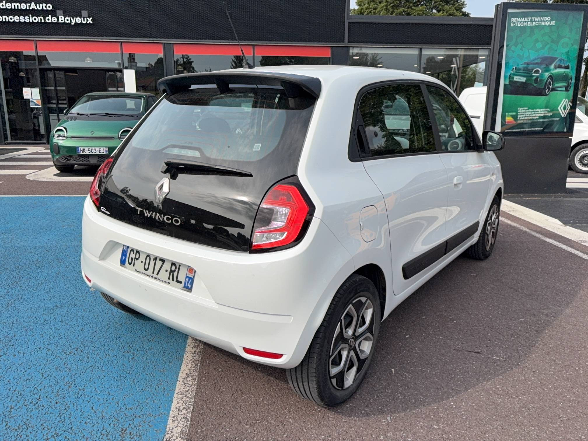 Vente en ligne Renault Twingo 3  SCe 65 au prix de 11 990 €