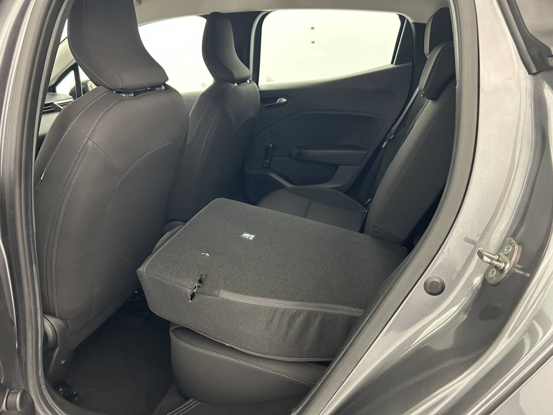 Vente en ligne Renault Clio 5 Clio TCe 90 au prix de 14 490 €