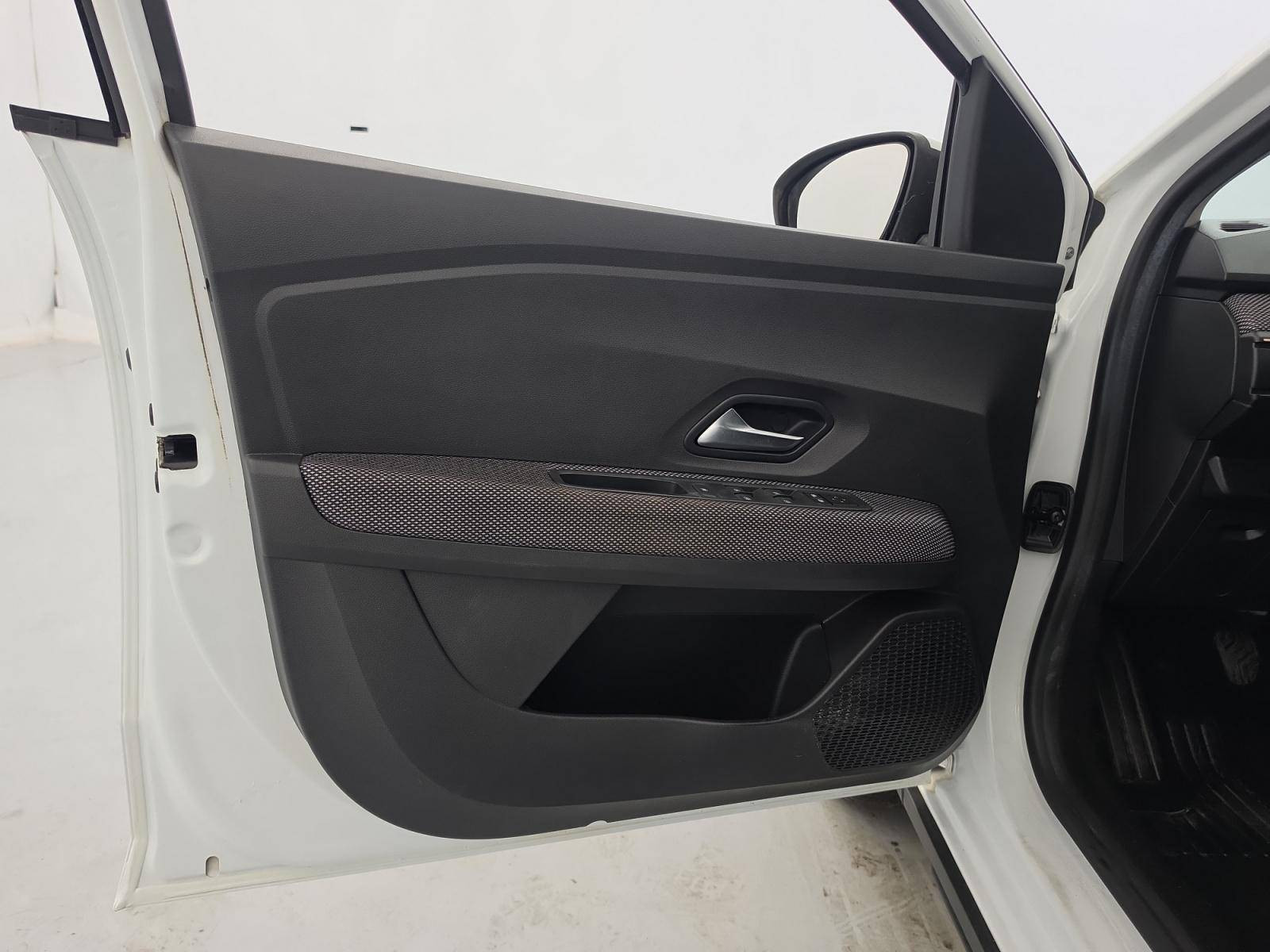 Vente en ligne Dacia Jogger  ECO-G 100 7 places au prix de 14 900 €