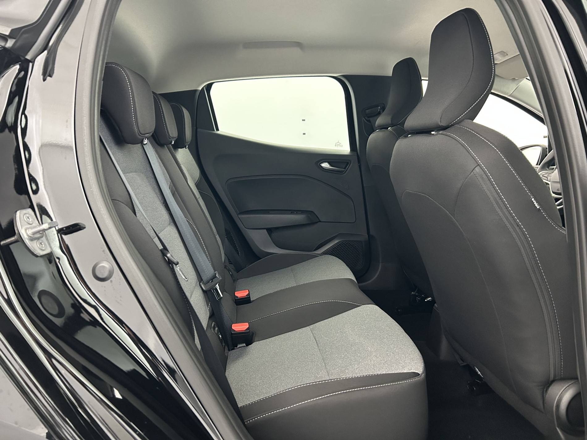 Vente en ligne Renault Clio 5 Clio E-Tech full hybrid 145 ch GSR2 au prix de 19 250 €