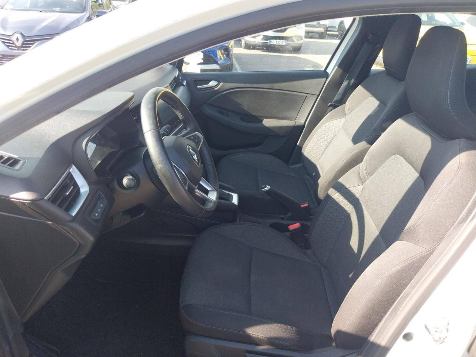 Vente en ligne Renault Clio 5 Clio E-Tech full hybrid 145 au prix de 13 890 €
