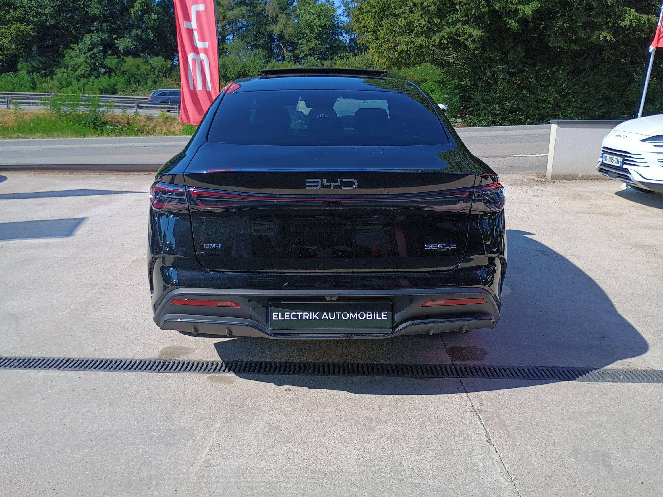 Vente en ligne Byd Seal 6 DM-i  1.5l DM-i 156 kW PHEV au prix de 36 390 €