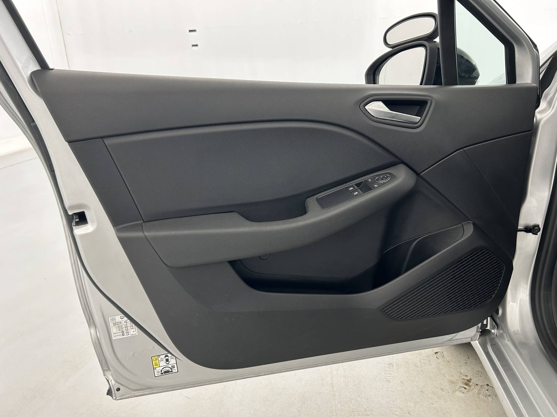 Vente en ligne Renault Clio 5 Clio TCe 90 au prix de 13 890 €