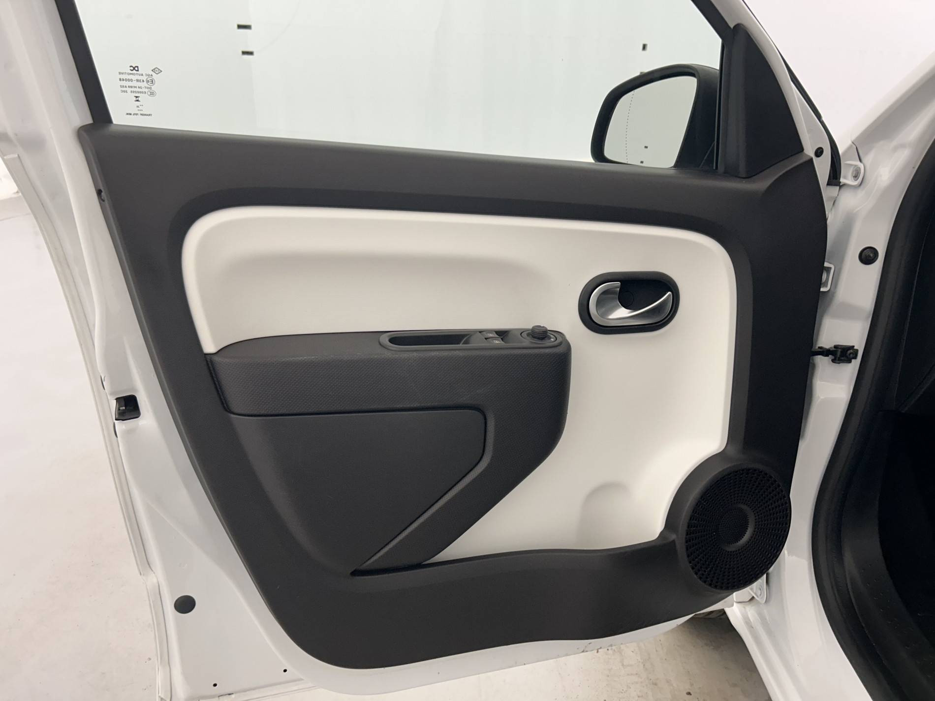 Vente en ligne Renault Twingo 3  SCe 65 au prix de 10 791 €