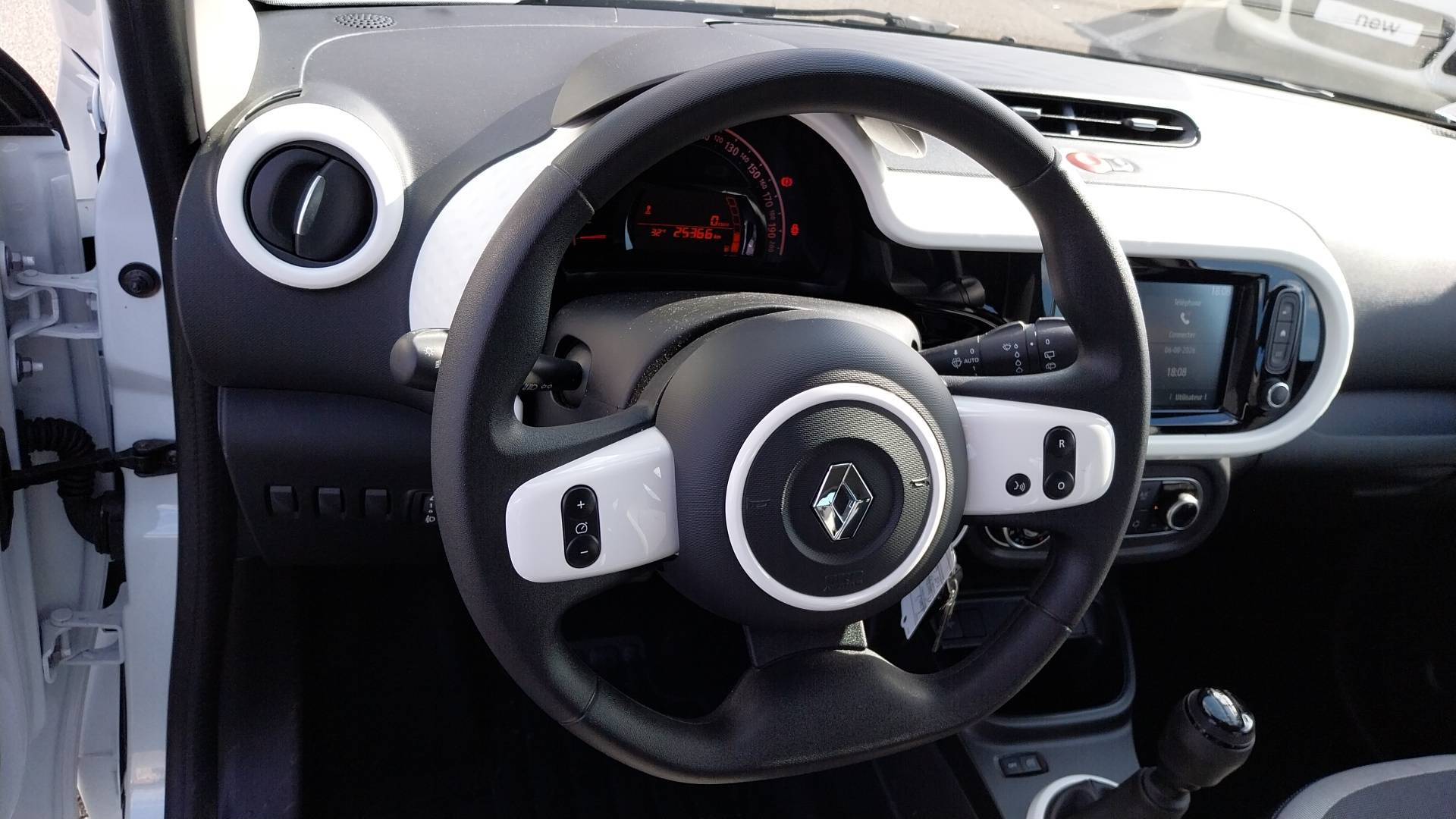Vente en ligne Renault Twingo 3  SCe 65 - 21 au prix de 11 990 €