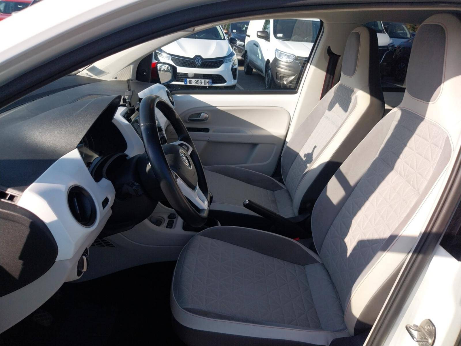 Vente en ligne Volkswagen Up  1.0 75 BlueMotion Technology BVM5 au prix de 9 990 €