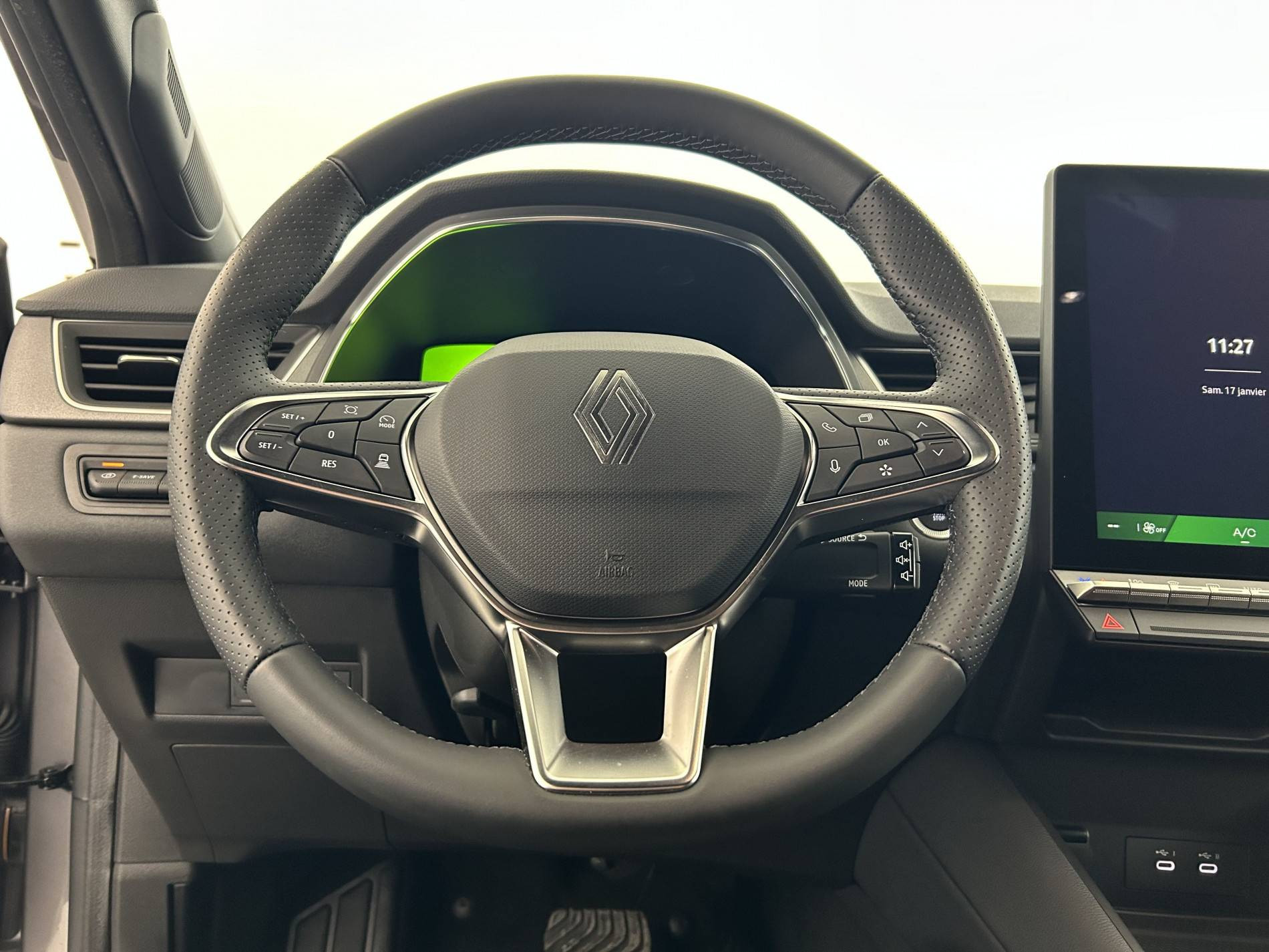 Vente en ligne Renault Symbioz  E-Tech full hybrid 145 au prix de 26 990 €