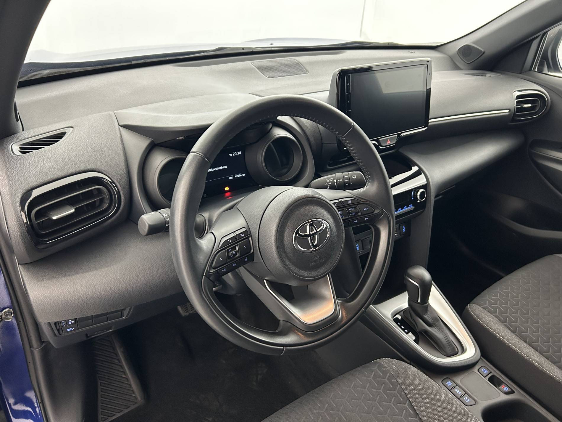 Vente en ligne Toyota Yaris Cross  116h 2WD au prix de 20 990 €