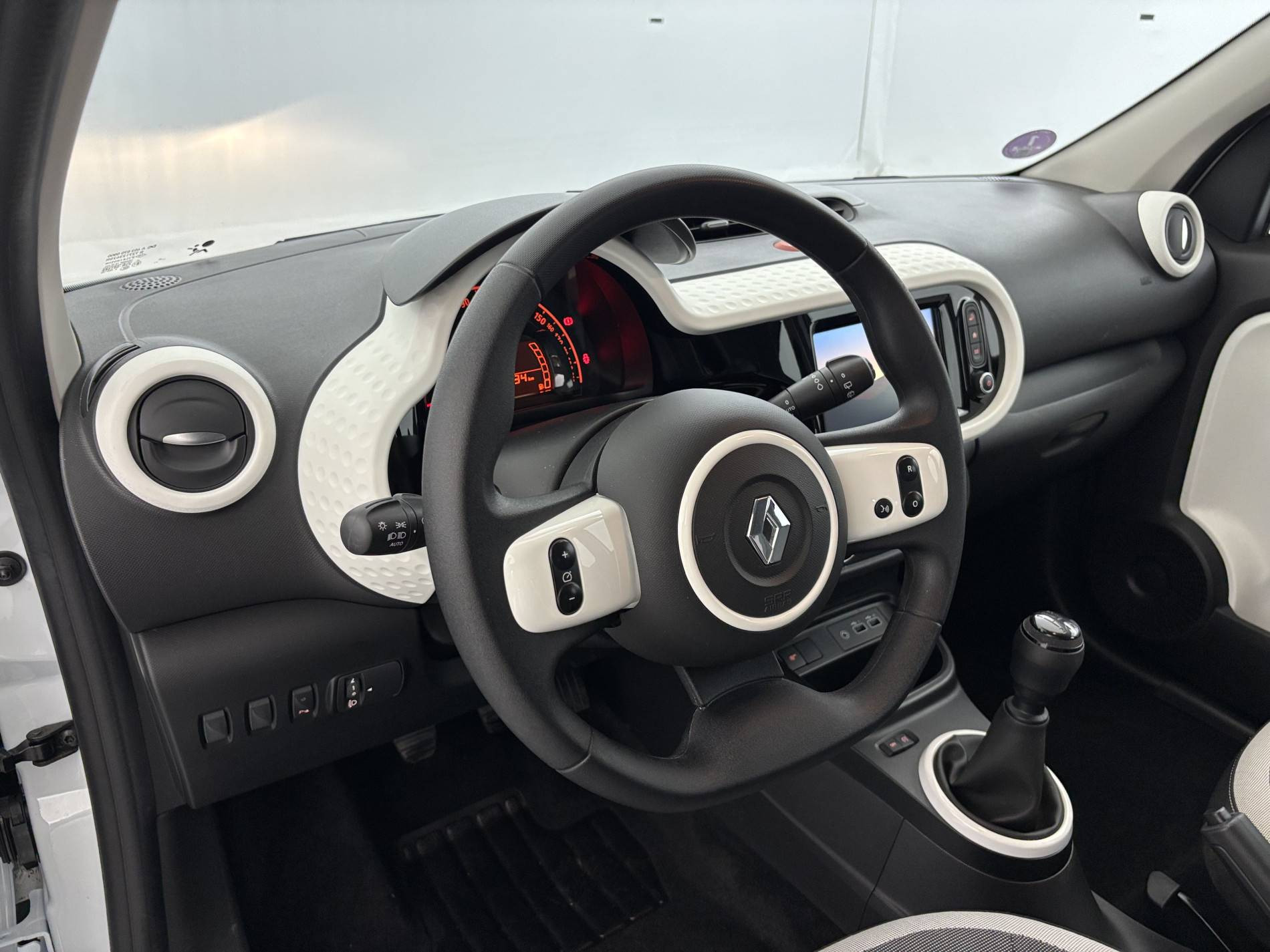 Vente en ligne Renault Twingo 3  SCe 65 au prix de 12 590 €
