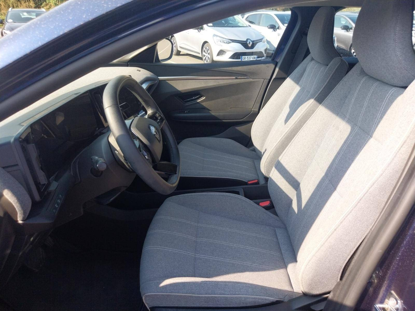 Vente en ligne Renault Megane E-Tech  EV60 220 ch super charge au prix de 22 990 €