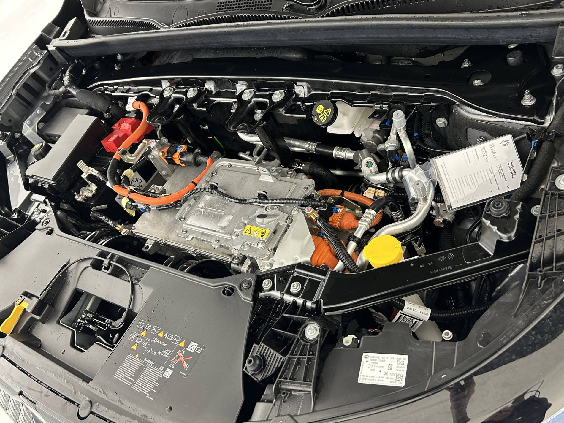 Vente en ligne Renault Scenic E-Tech Scenic E-Tech électrique 220 ch grande autonomie au prix de 40 990 €