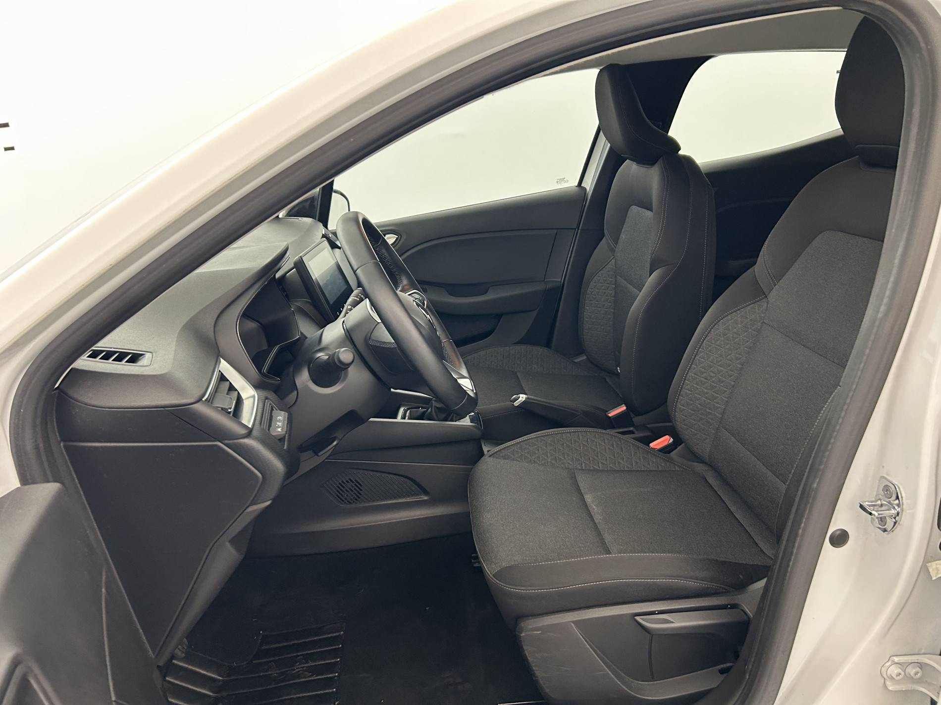 Vente en ligne Renault Clio 5 Clio TCe 90 au prix de 13 890 €