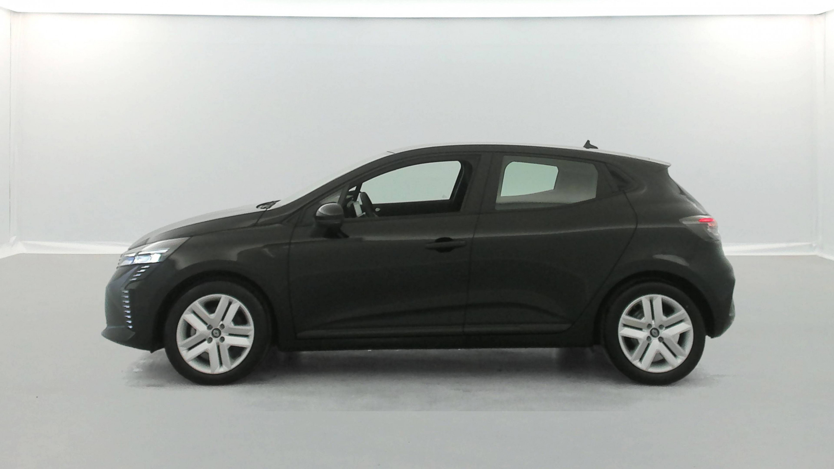 Vente en ligne Renault Clio 5 Clio E-Tech full hybrid 145 ch GSR2 au prix de 19 990 €