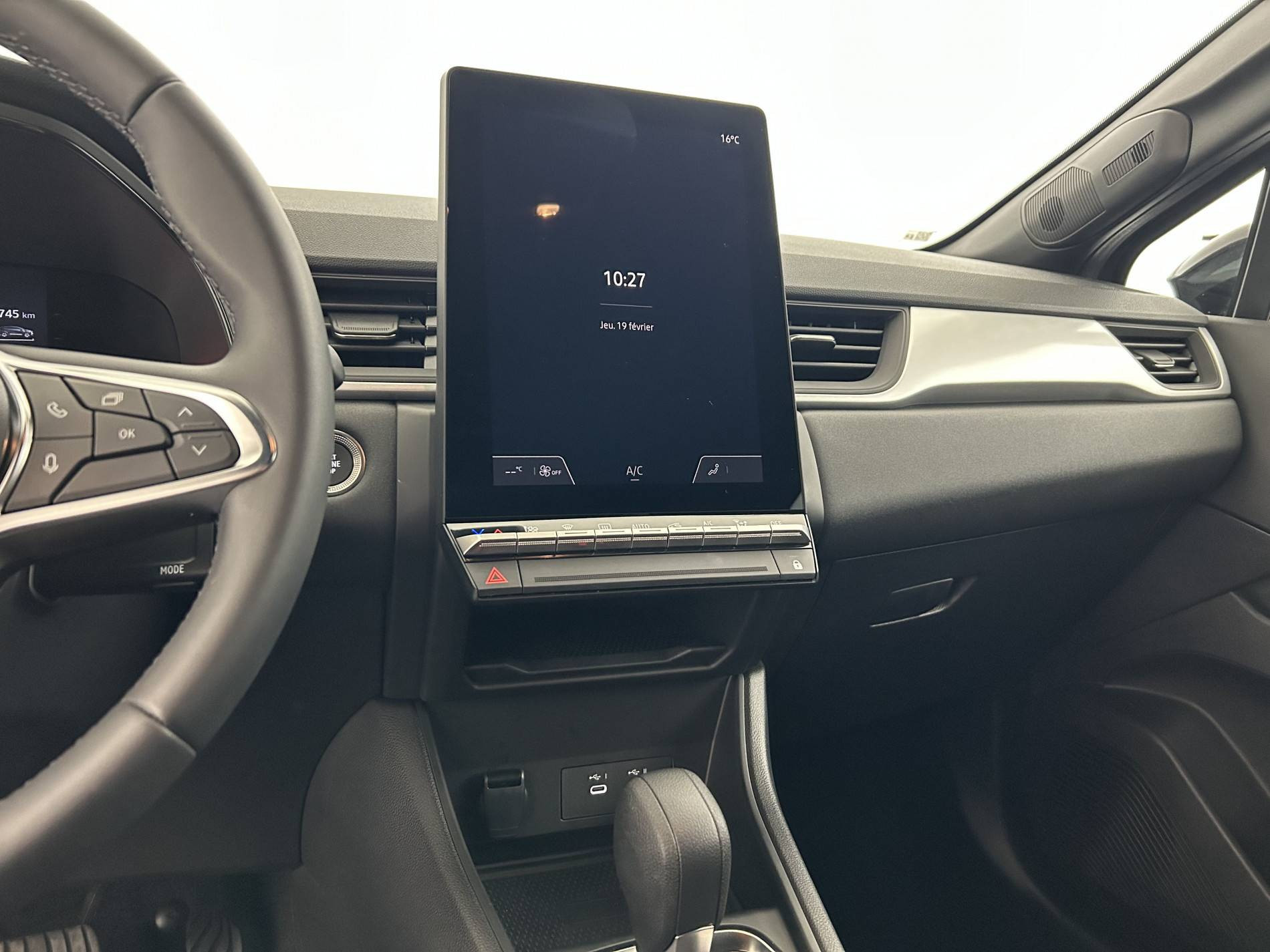Vente en ligne Renault Symbioz  E-Tech full hybrid 145 au prix de 24 990 €