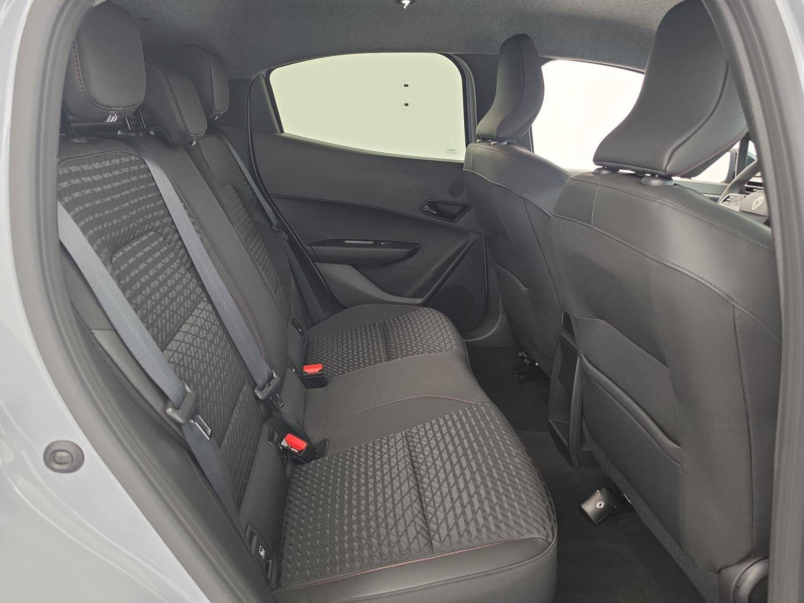 Vente en ligne Renault Clio 6 Clio TCe 115 ch au prix de 22 990 €
