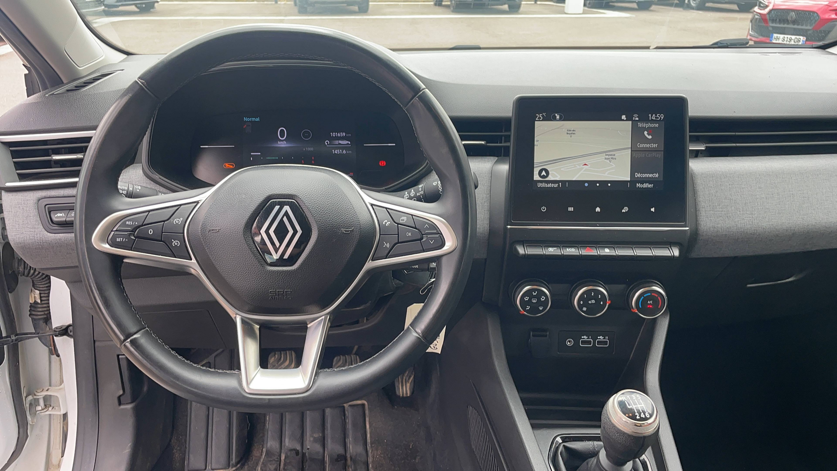 Vente en ligne Renault Clio 5 CLIO SOCIETE BLUE DCI 100 au prix de 1 €