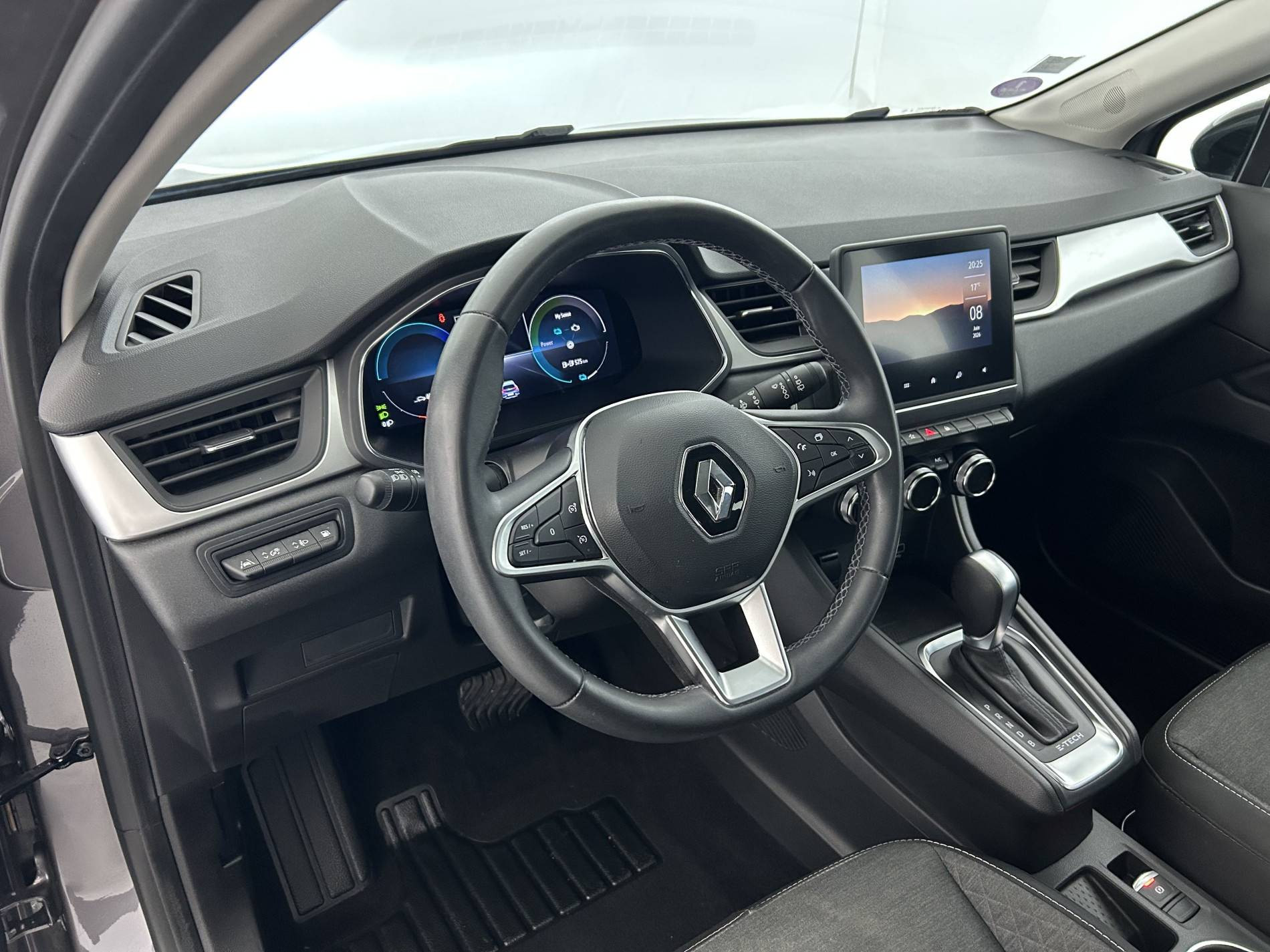 Vente en ligne Renault Captur  E-Tech Plug-in 160 - 21 au prix de 17 990 €