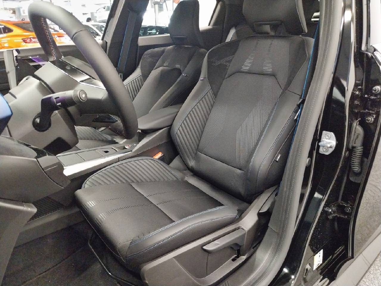 Vente en ligne Renault Clio 6 Clio E-Tech full hybrid 160 ch au prix de 50 000 €