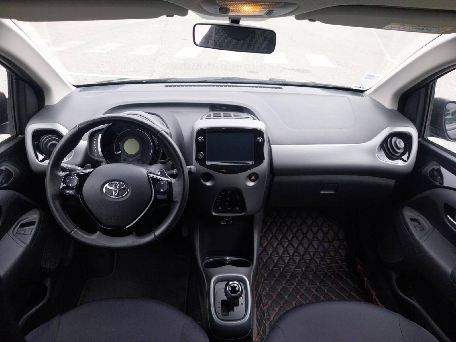 Vente en ligne Toyota Aygo Aygo 1.0 VVT-i x-shift au prix de 12 990 €