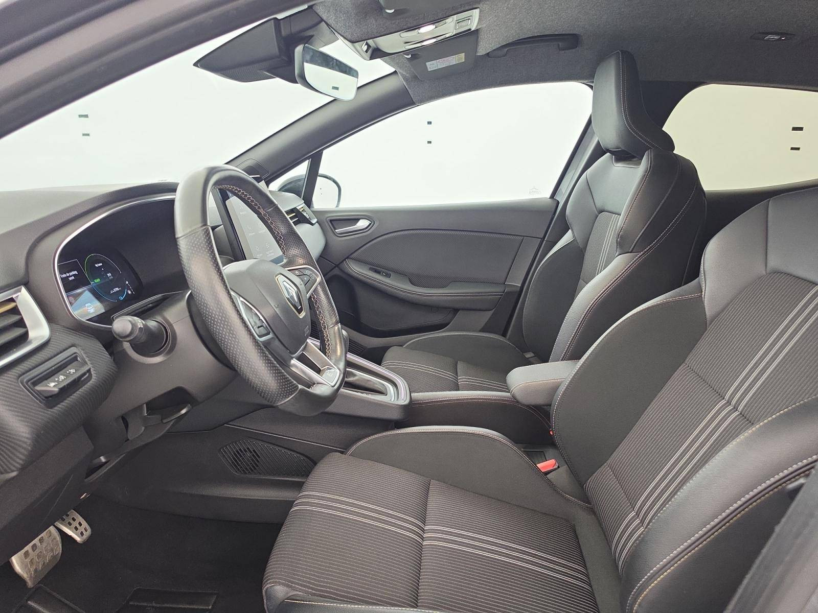 Vente en ligne Renault Clio 5 Clio E-Tech full hybrid 145 au prix de 19 990 €