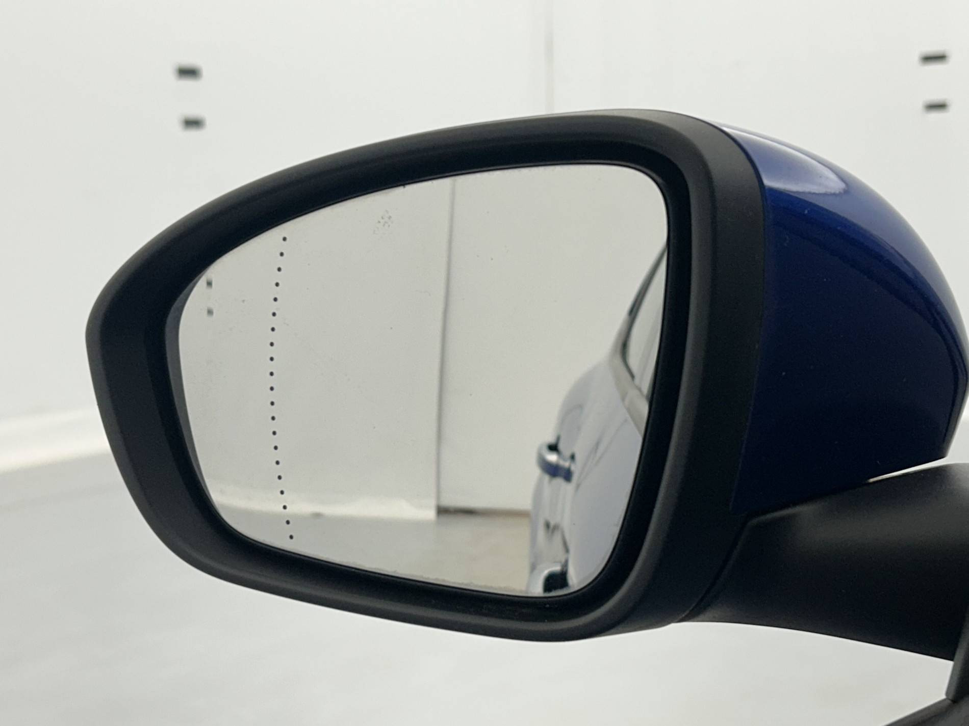 Vente en ligne Renault Megane 4  Blue dCi 115 au prix de 16 490 €