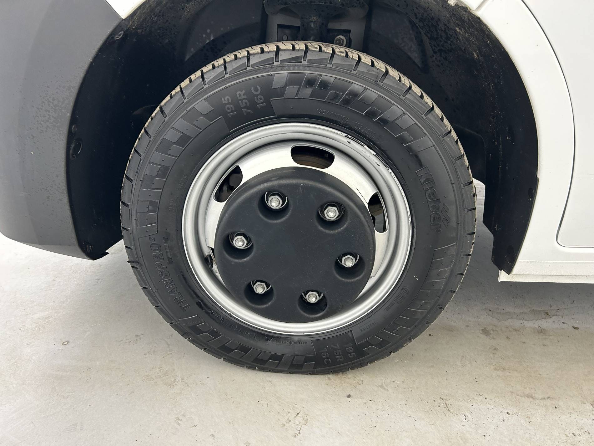 Vente en ligne Renault Master 3 Châssis Cabine MASTER CC PROP RJ3500 L2 PAFC BLUE DCI 130 EURO VI au prix de 32 880 €