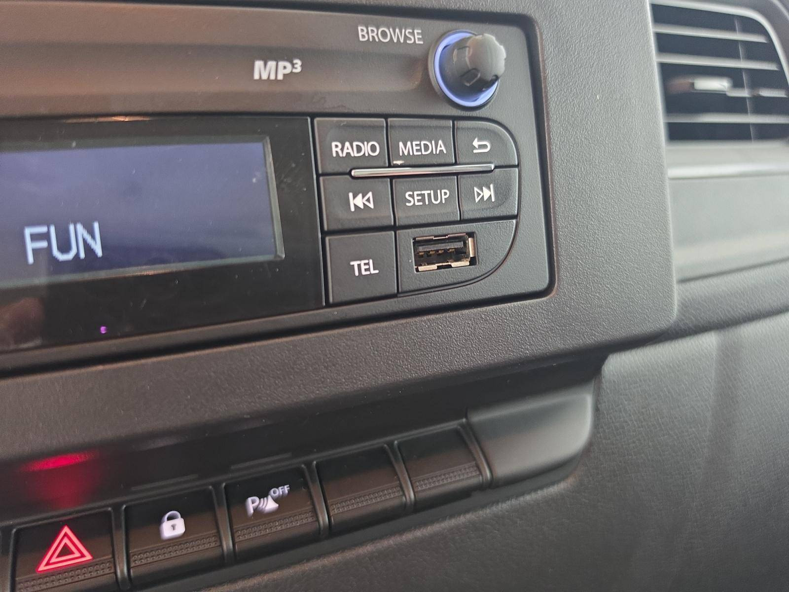 Vente en ligne Renault Master Fourgon MASTER FGN TRAC F3500 L3H3 BLUE DCI 135 au prix de 26 990 €