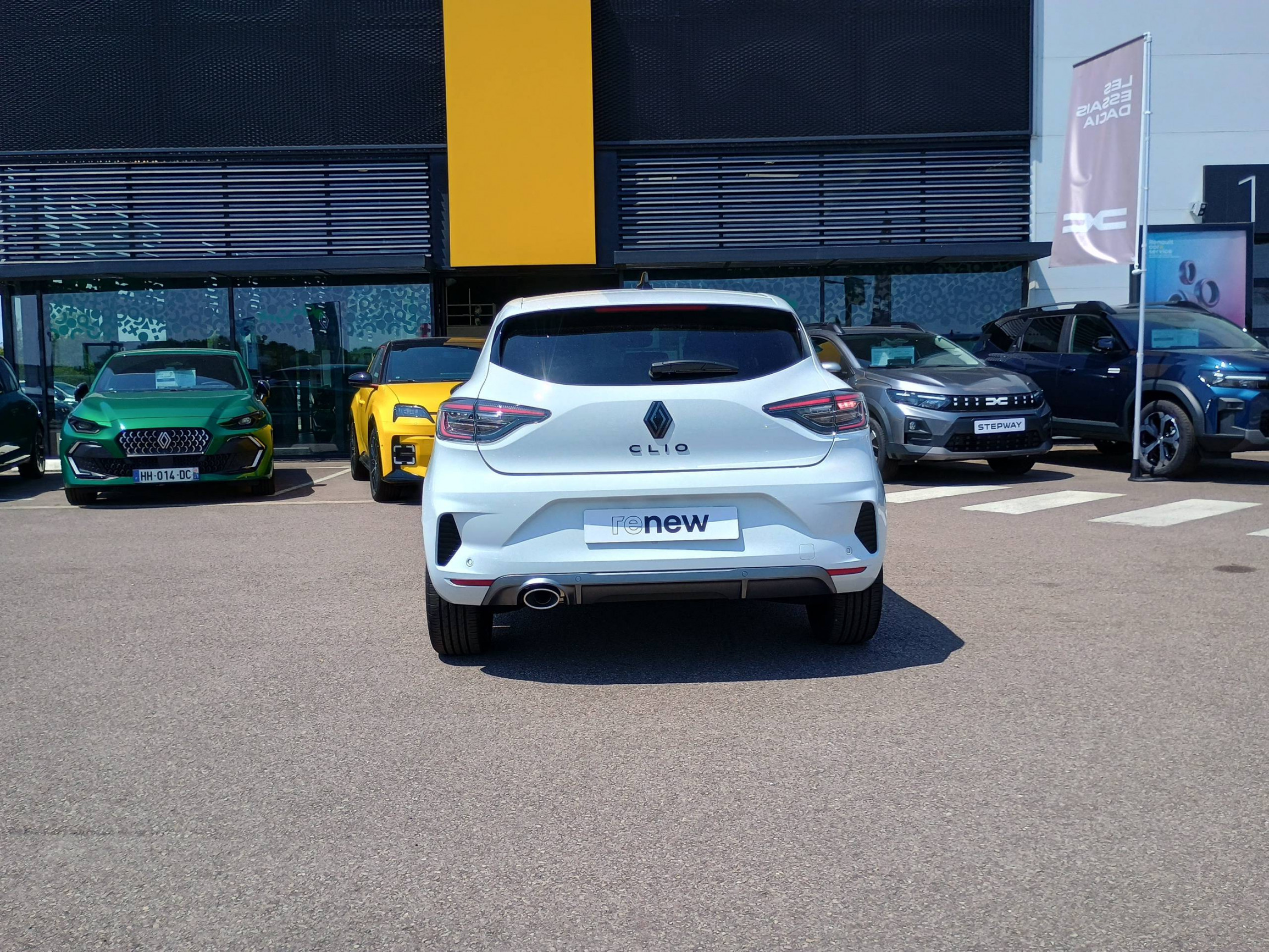 Vente en ligne Renault Clio esprit Alpine TCe 90 ch - 24 au prix de 21 491 €