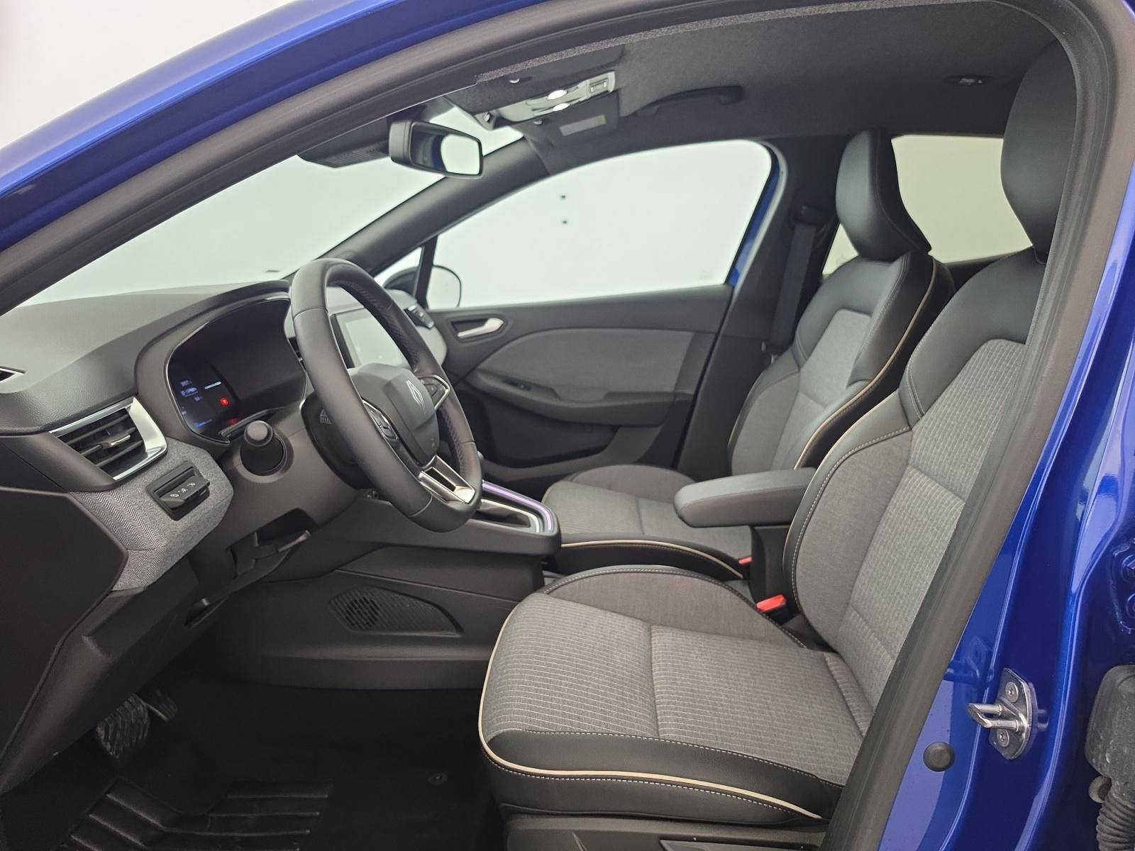 Vente en ligne Renault Clio 5 Clio E-Tech full hybrid 145 ch GSR2 au prix de 19 490 €
