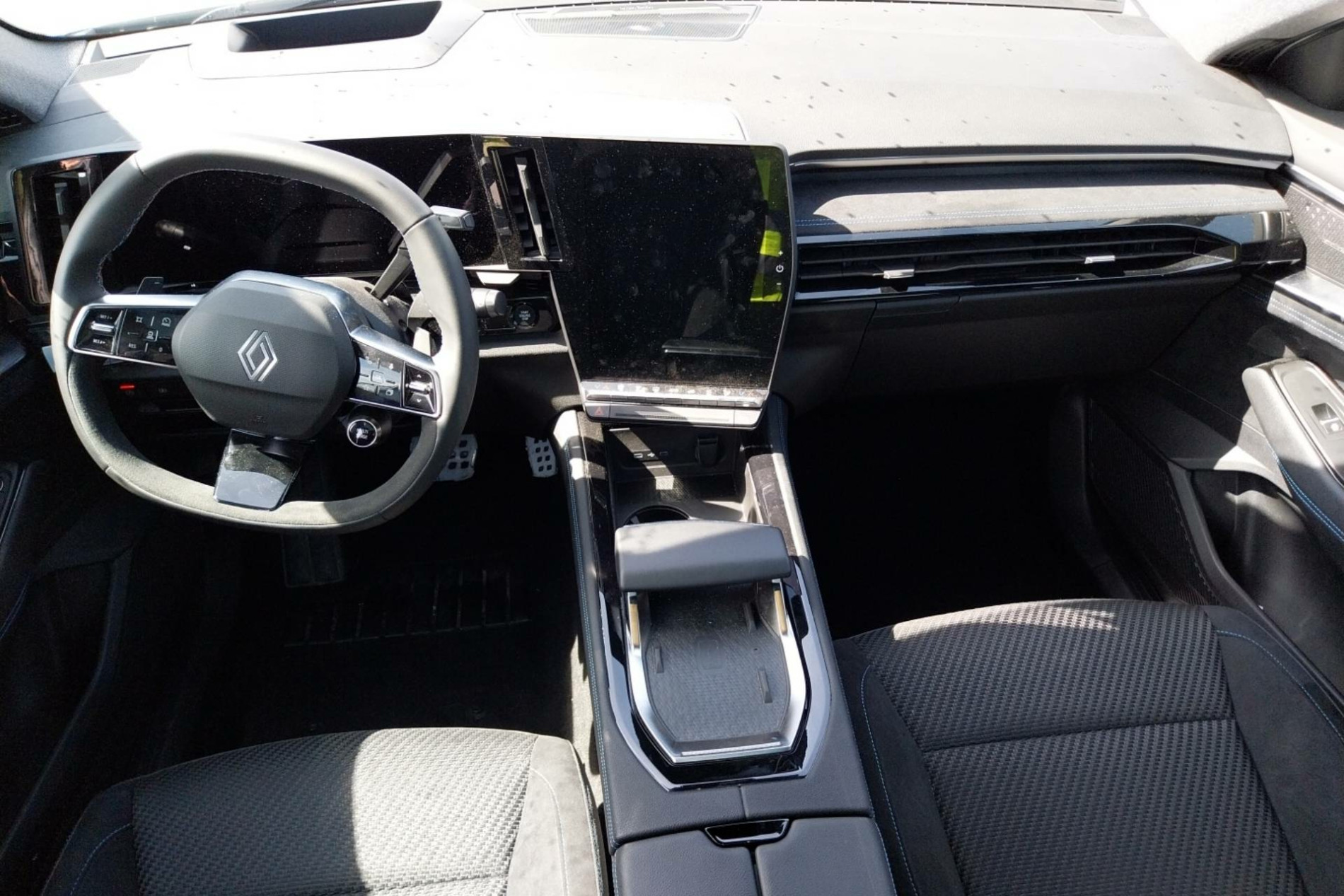 Vente en ligne Renault Austral  E-Tech full hybrid 200 GSR2 au prix de 35 990 €