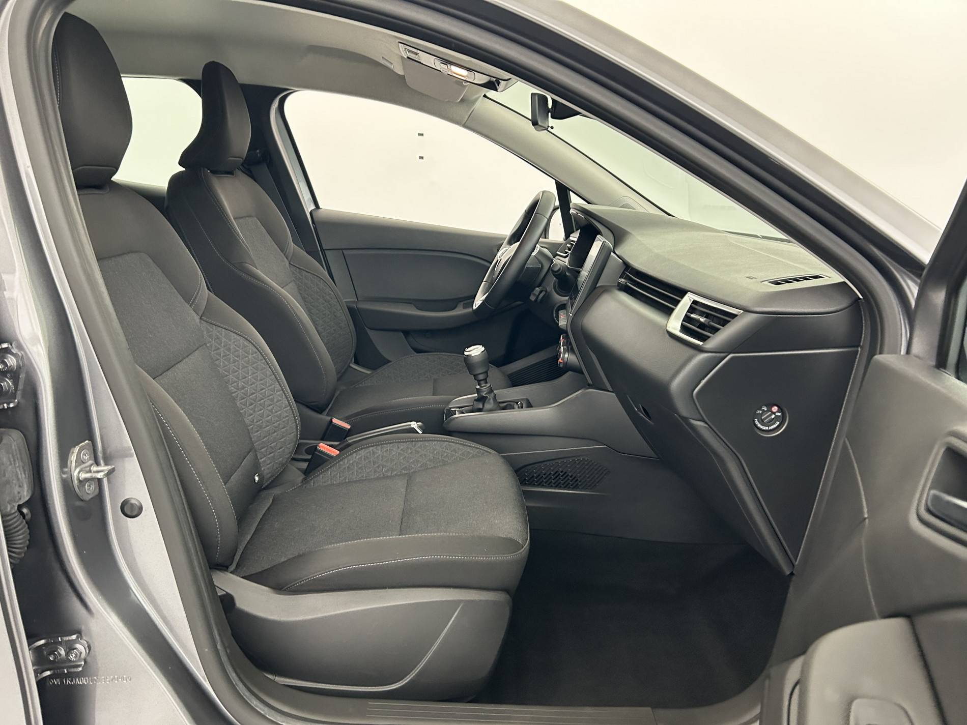 Vente en ligne Renault Clio 5 Clio TCe 90 au prix de 14 590 €