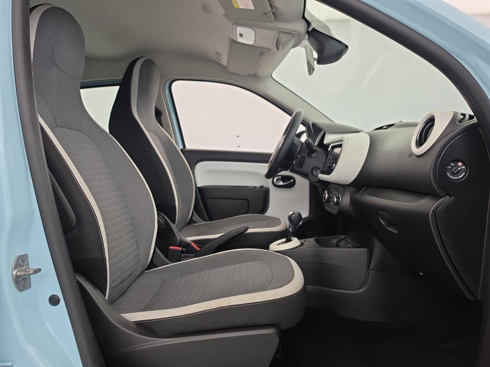 Vente en ligne Renault Twingo Electrique Twingo III E-Tech au prix de 11 990 €