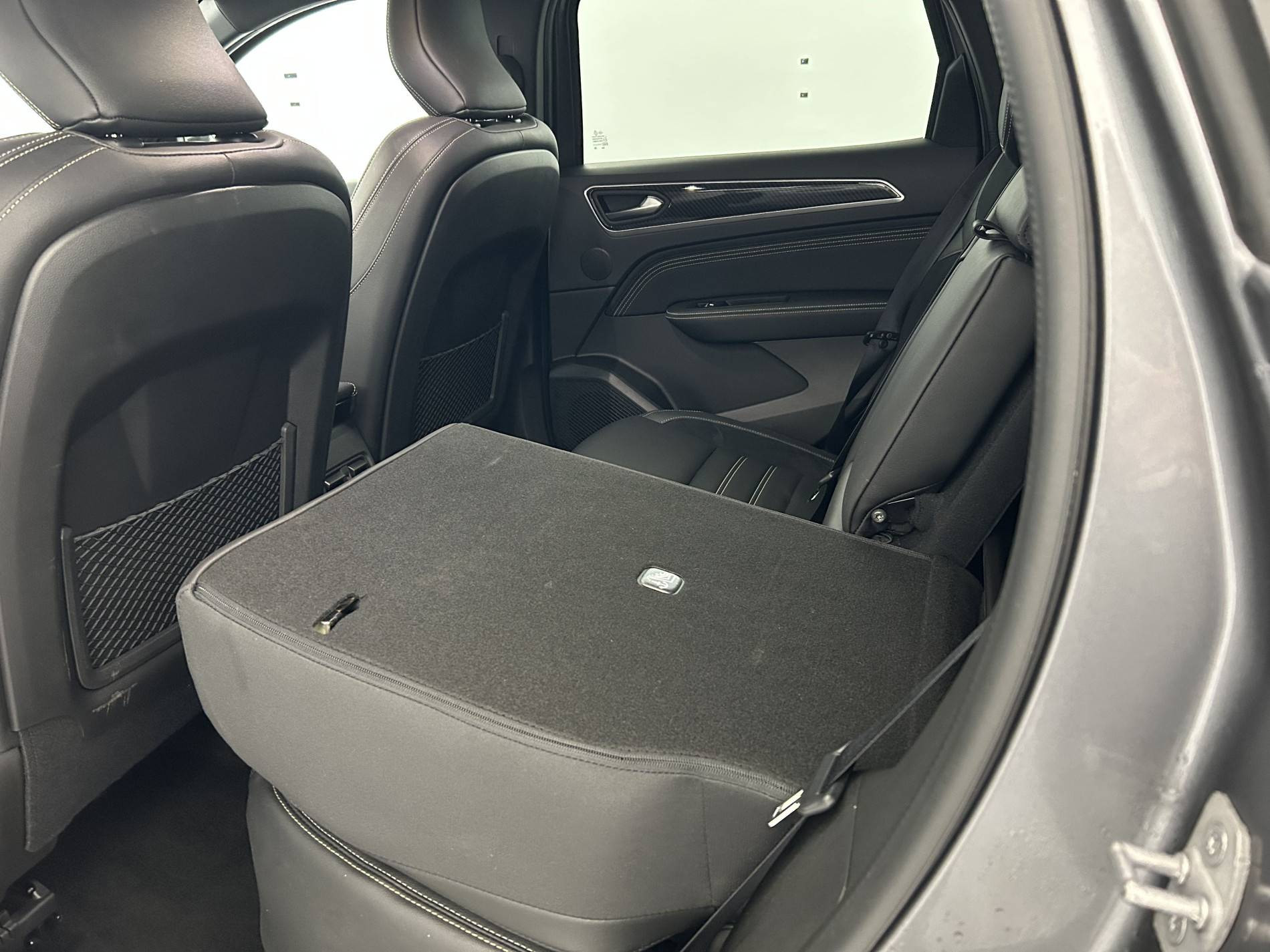 Vente en ligne Renault Arkana  E-Tech hybride 145 - 22 au prix de 21 800 €