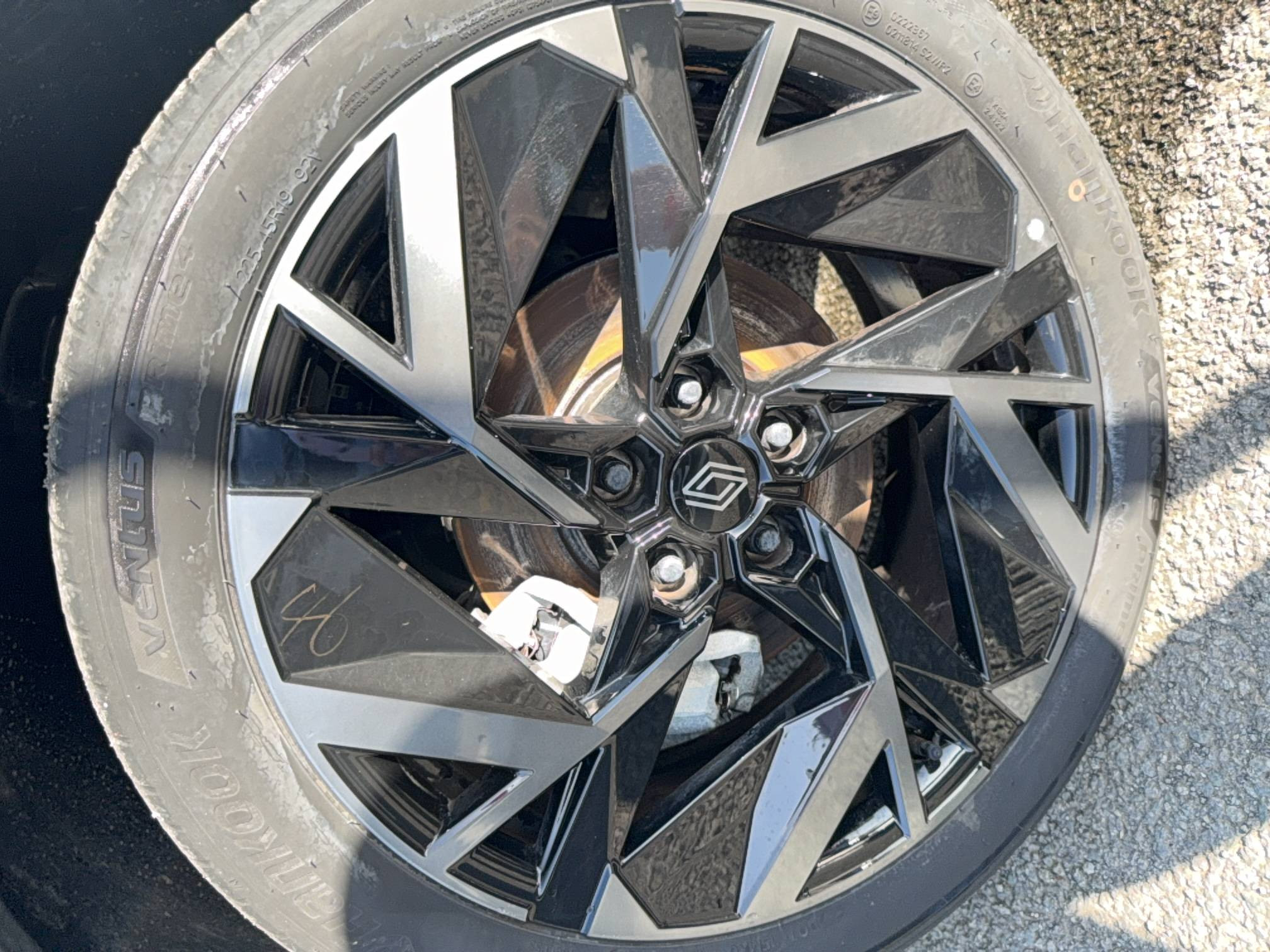 Vente en ligne Renault Arkana  E-Tech full hybrid 145 GSR2 au prix de 28 490 €