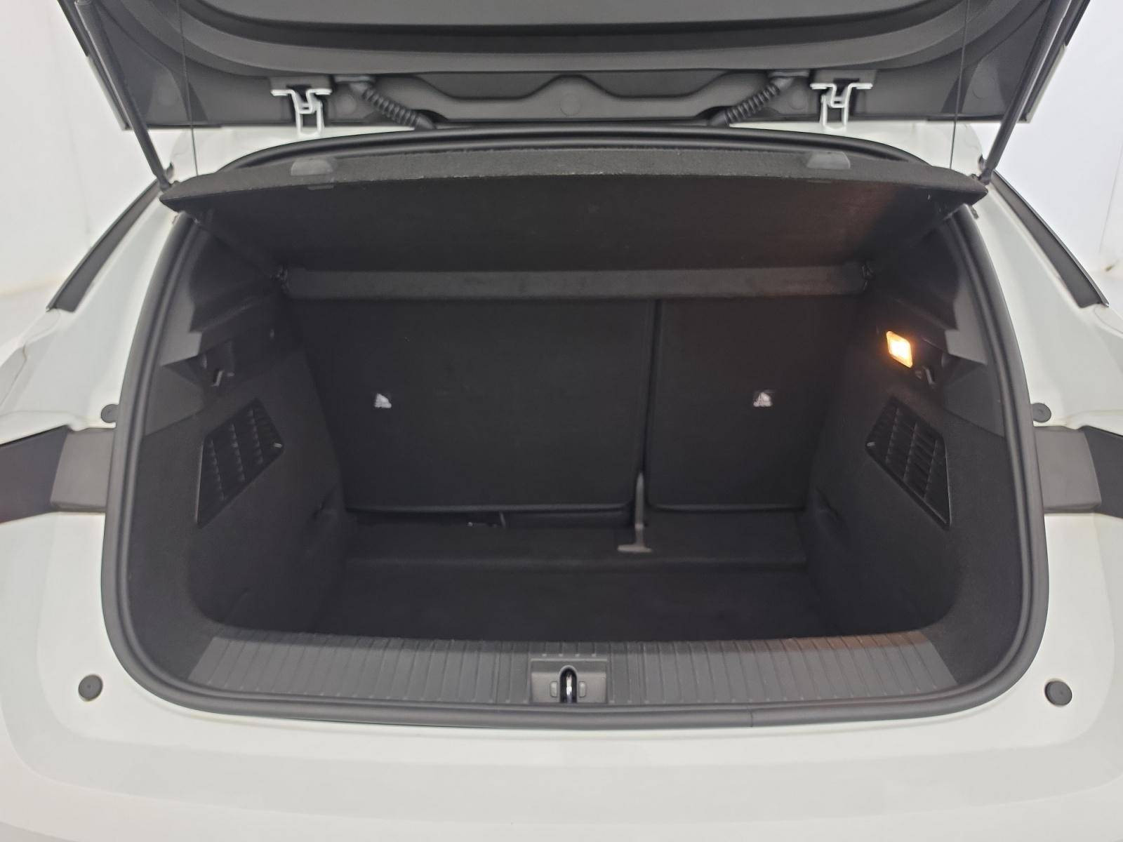 Vente en ligne Renault Megane E-Tech  EV40 130ch standard charge au prix de 20 290 €