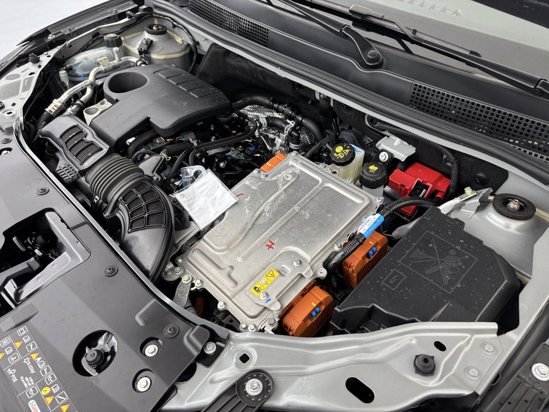 Vente en ligne Dacia Jogger  Hybrid 140 7 places GSR2 au prix de 25 890 €