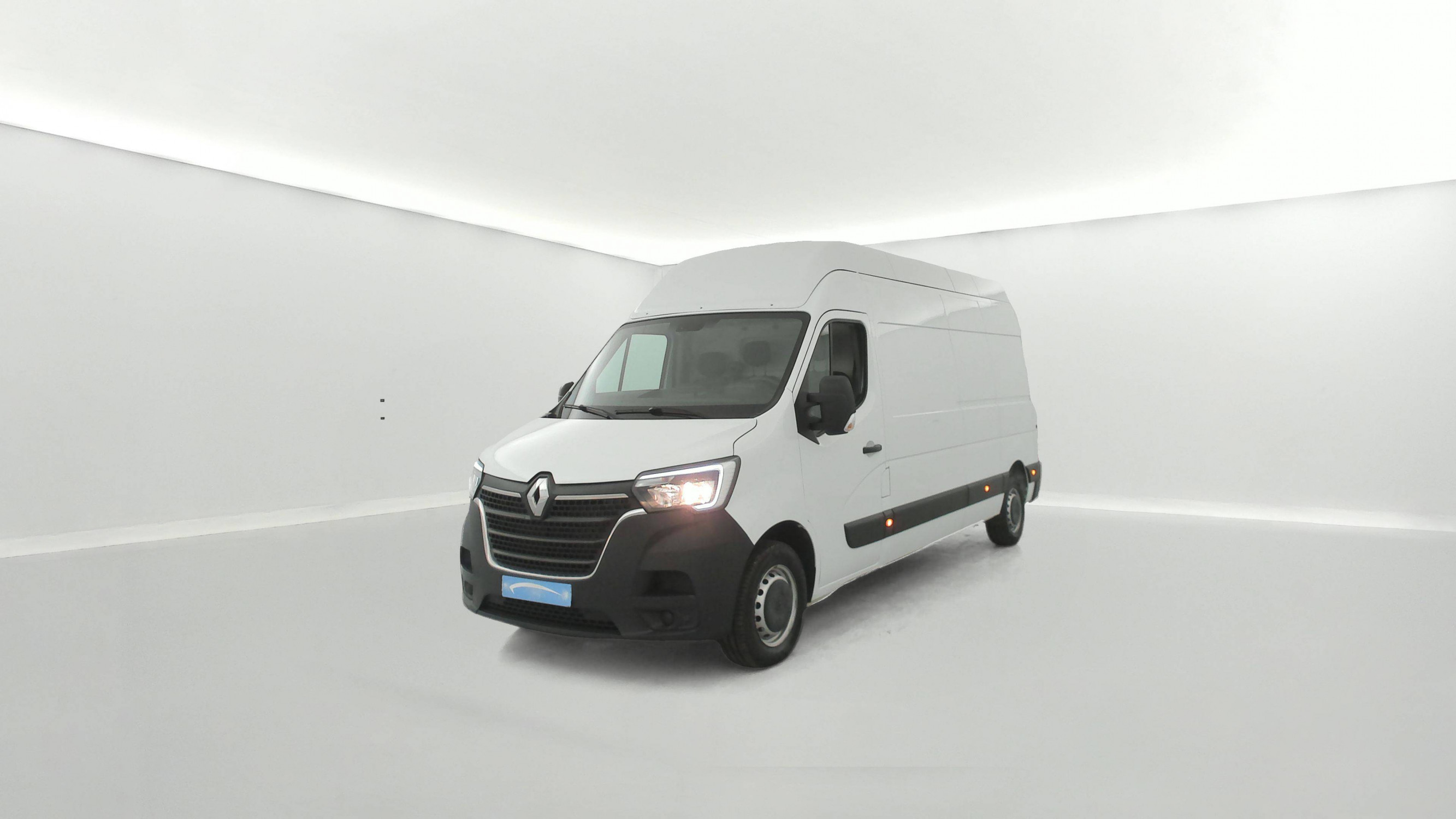 Renault Master Fourgon MASTER FGN TRAC F3500 L3H3 BLUE DCI 135 occasion de 2024 en vente à Brest