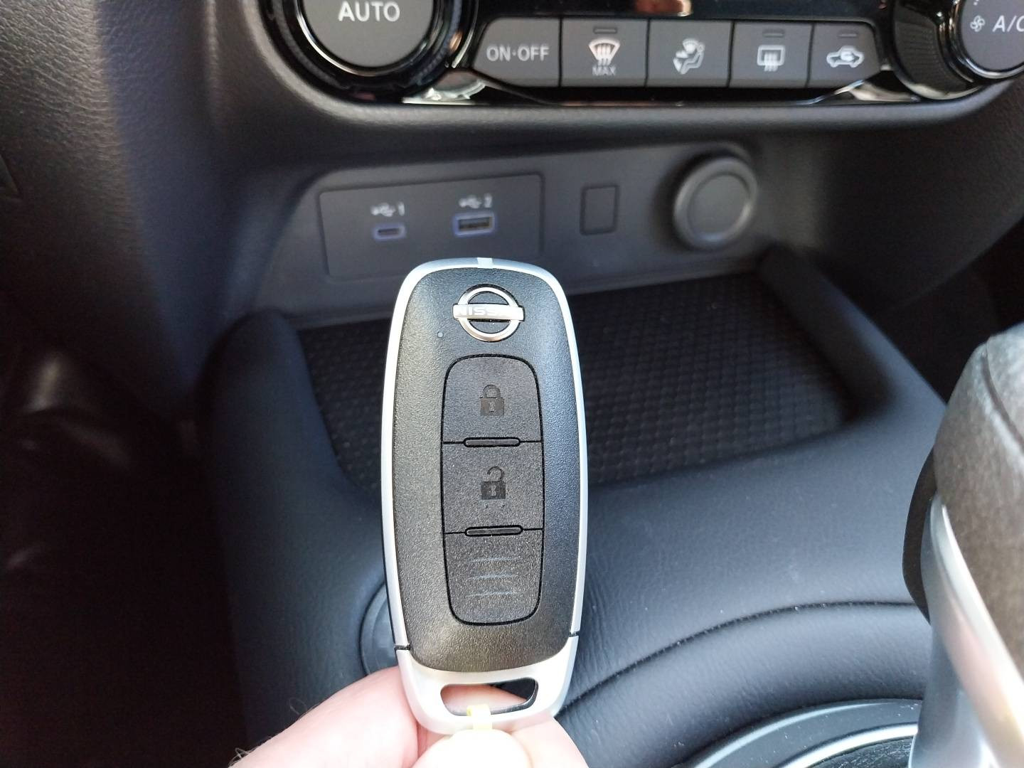 Vente en ligne Nissan Juke  HYBRID 143 au prix de 26 950 €