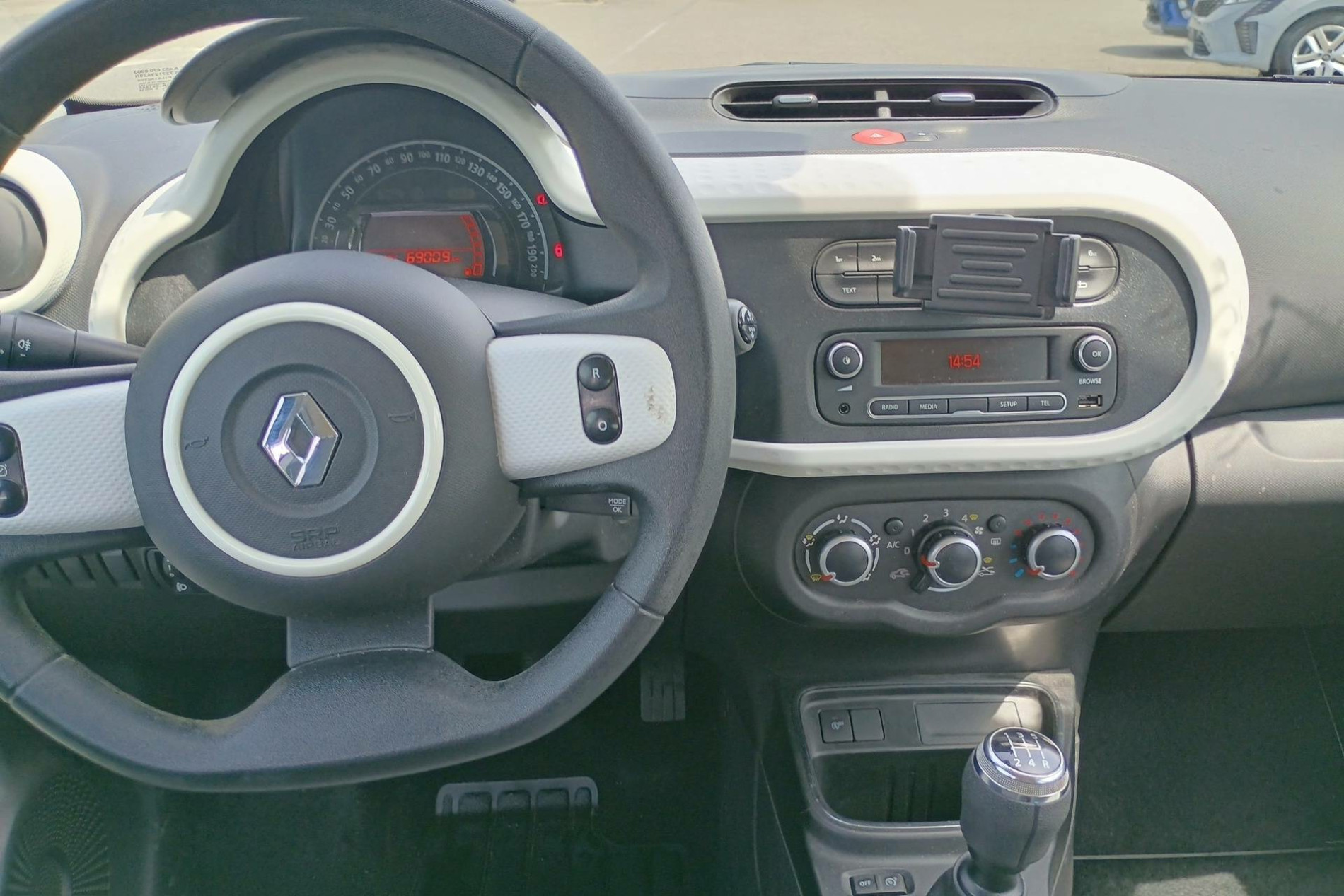 Vente en ligne Renault Twingo 3  SCe 75 - 20 au prix de 9 990 €