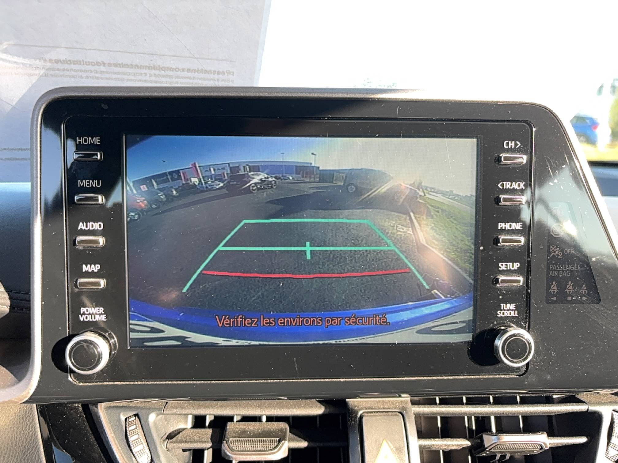 Vente en ligne Toyota C-HR C-HR Hybride 1.8L au prix de 19 990 €