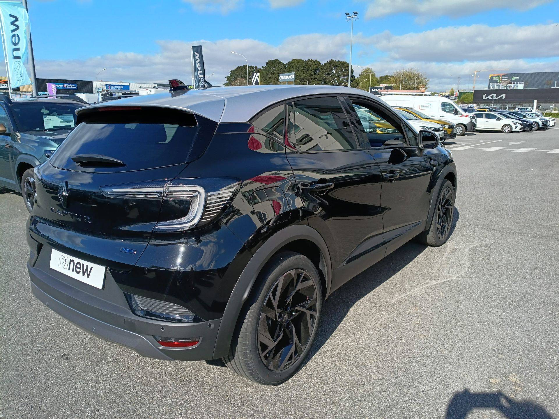 Vente en ligne Renault Captur  E-Tech full hybrid 145 ch au prix de 27 990 €