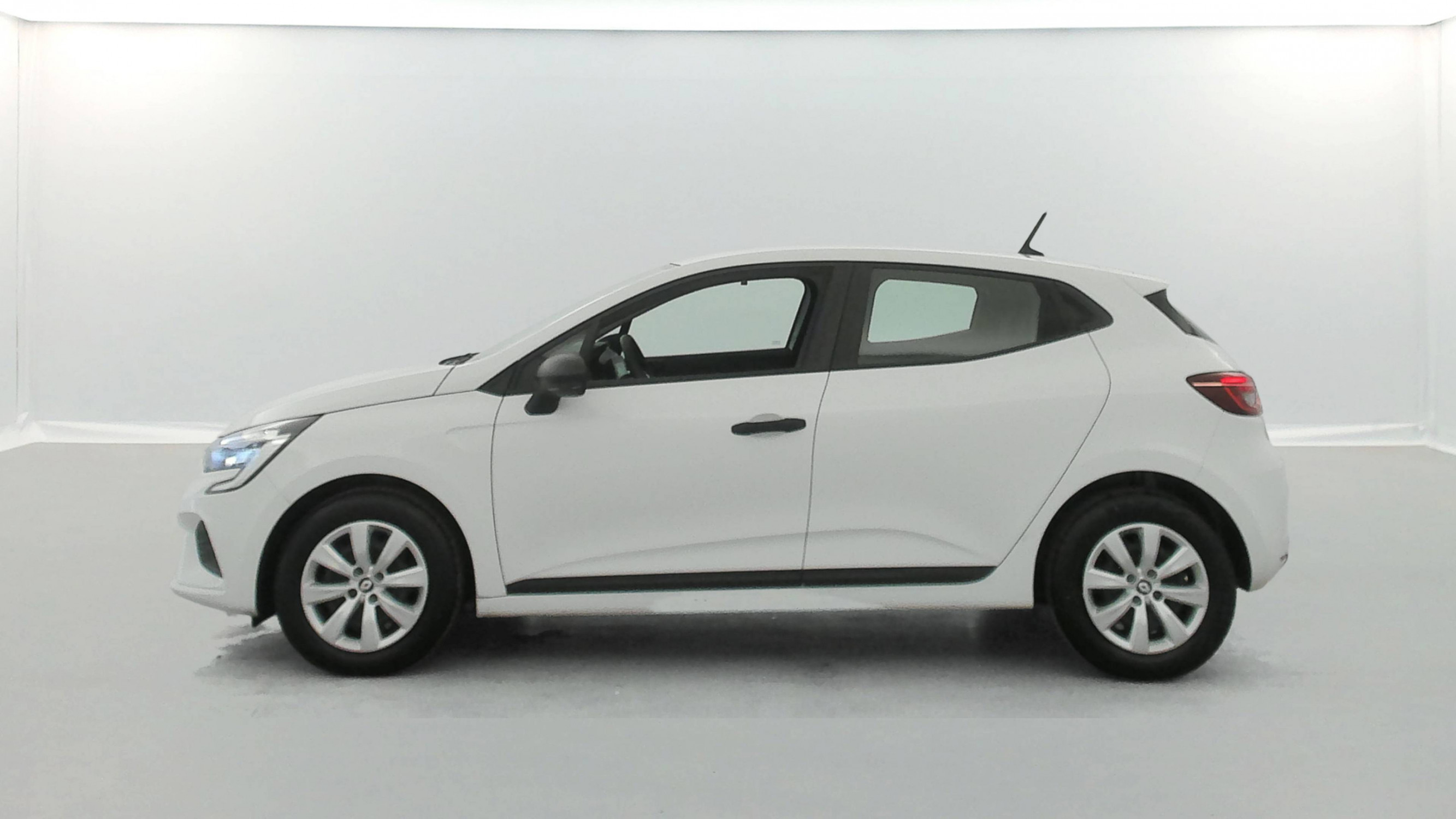 Vente en ligne Renault Clio 5 Clio SCe 65 au prix de 12 490 €