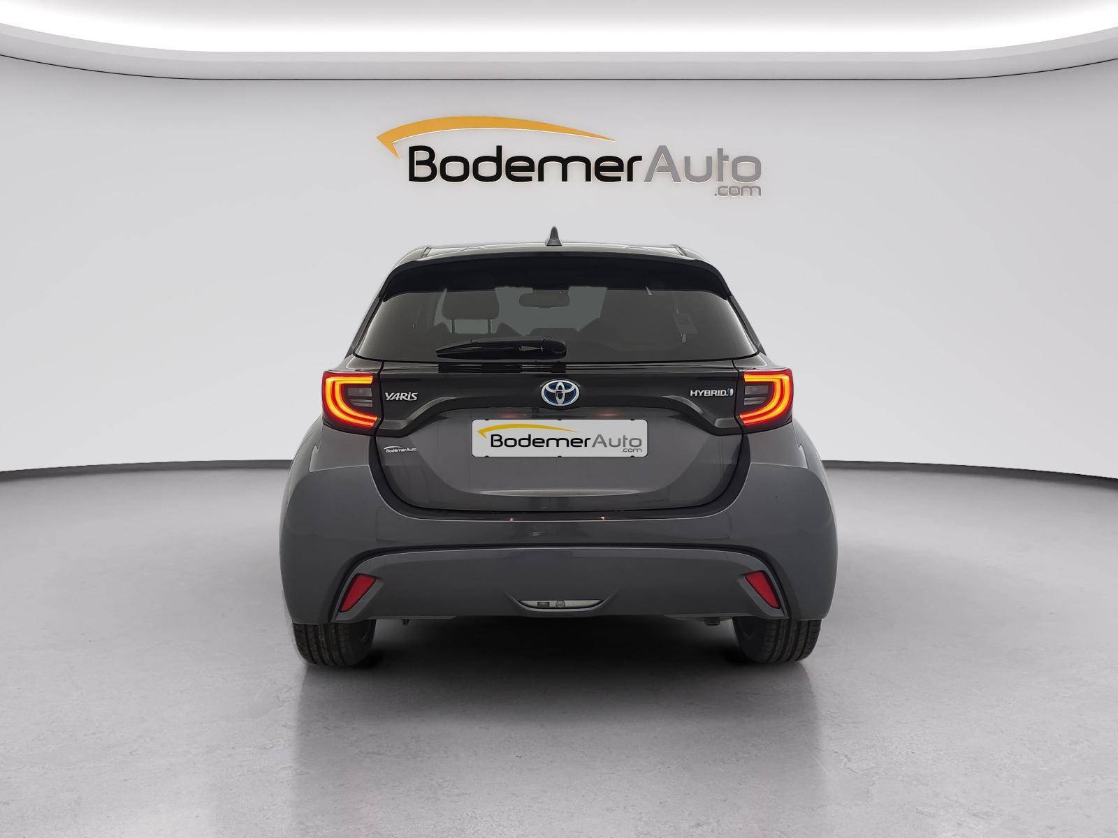 Vente en ligne Toyota Yaris Yaris Hybride 116h au prix de 15 490 €