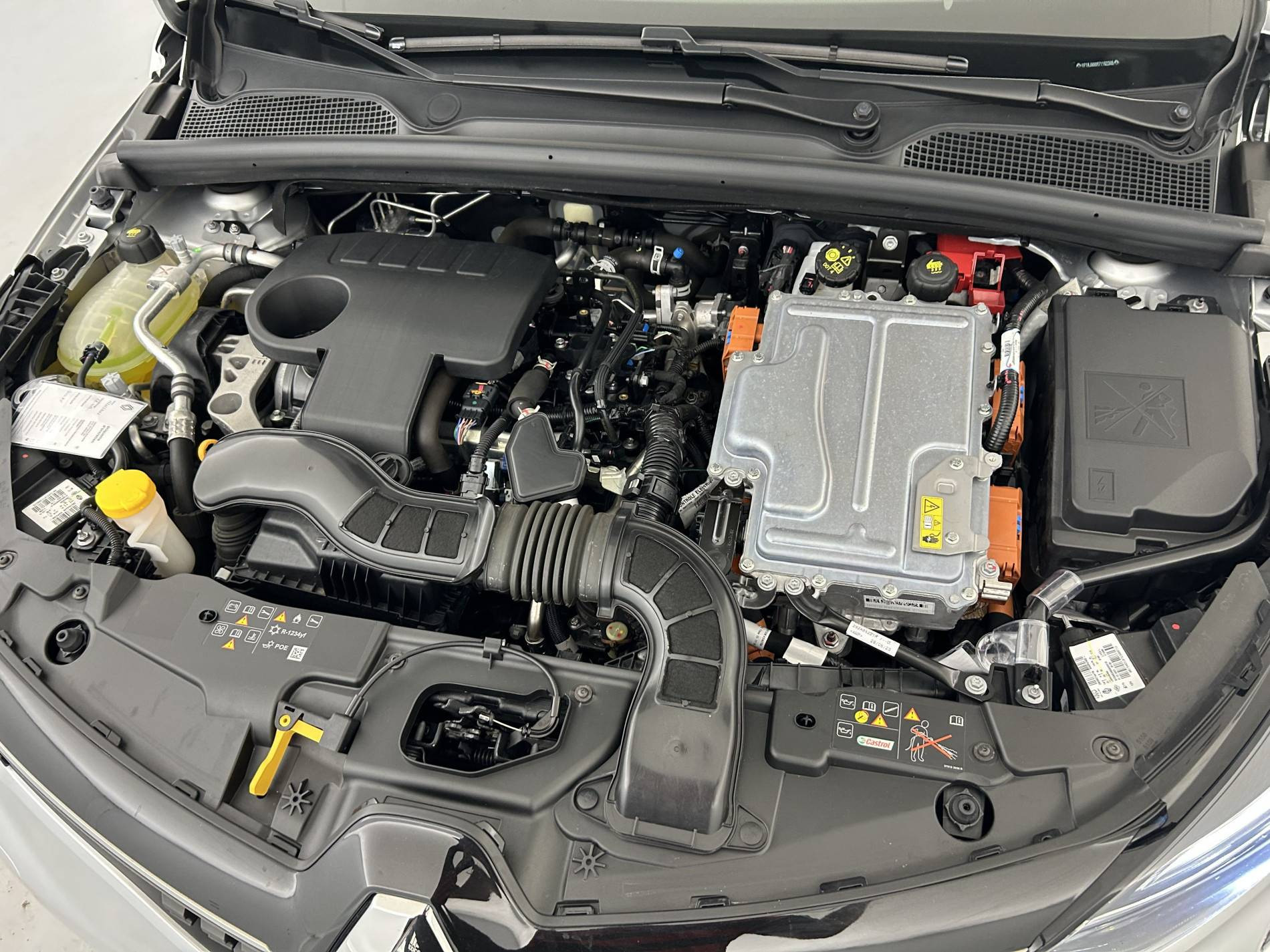 Vente en ligne Renault Clio 5 Clio E-Tech full hybrid 145 au prix de 17 490 €