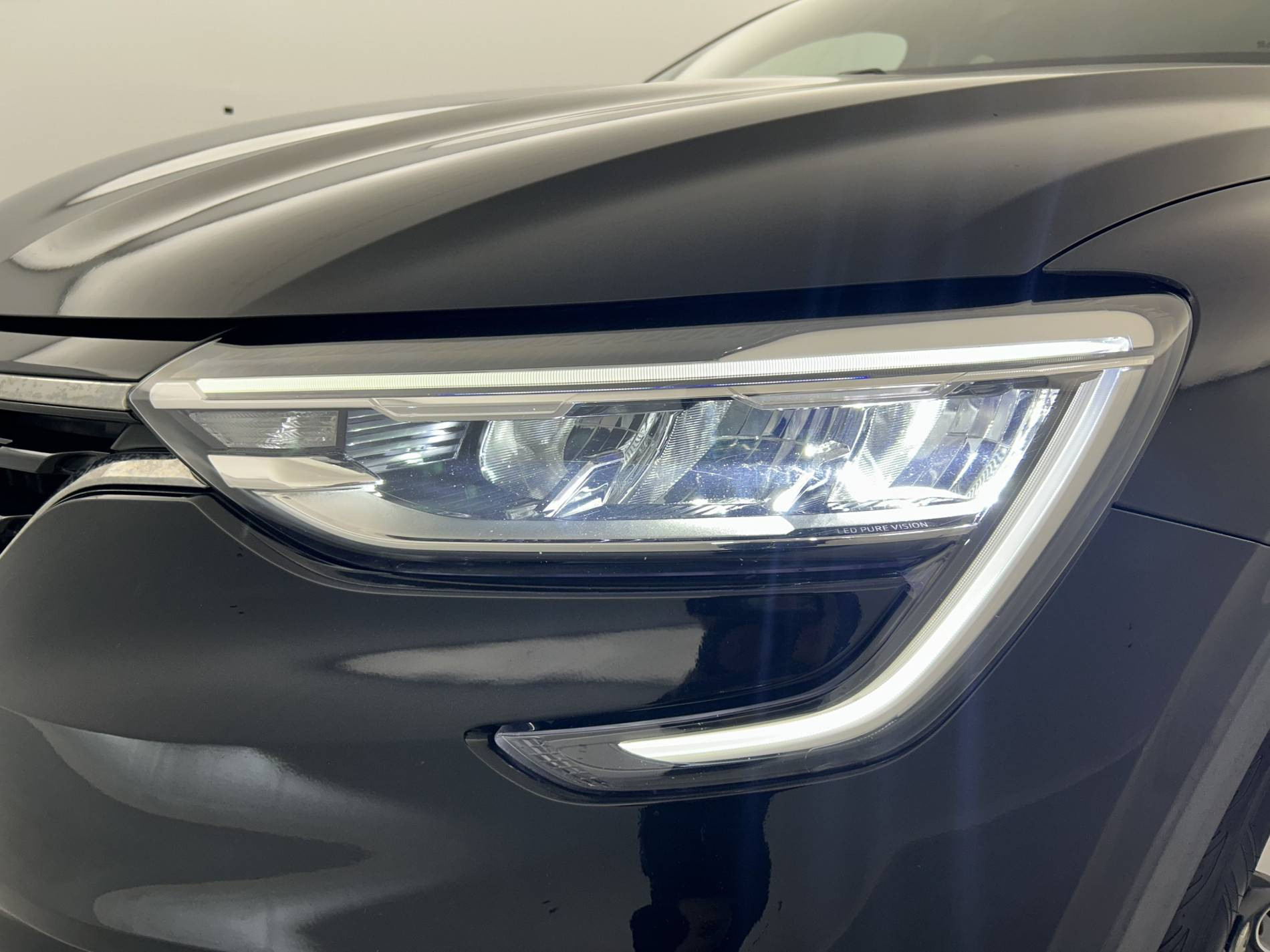 Vente en ligne Renault Arkana  mild hybrid 140 EDC FAP - 22 au prix de 18 790 €